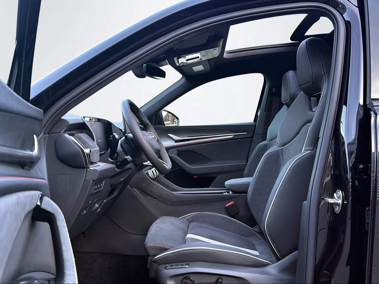 SKODA Kodiaq 2.0 TSI SportLine, Petrol, New car, Automatic - 5