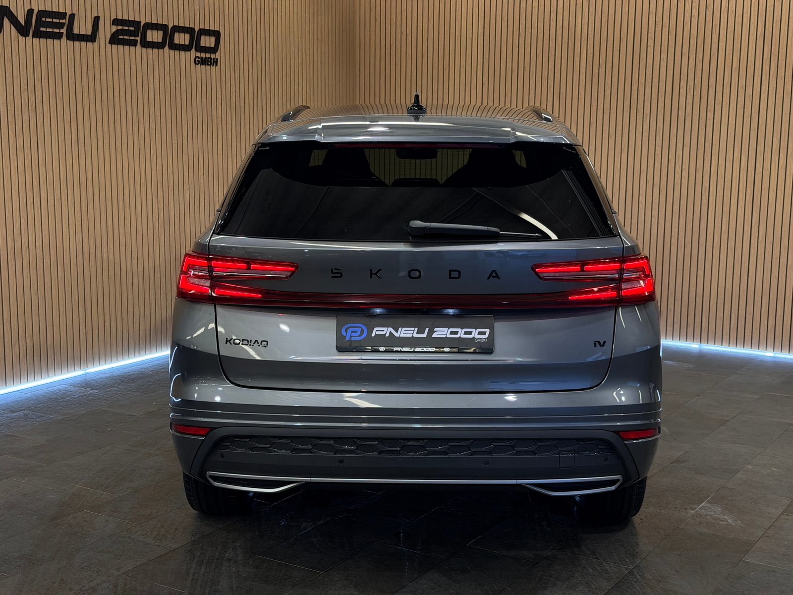 SKODA Kodiaq 1.5 TSI PHEV Sportline *Graphite Grau* 48Monate, Plug-in-Hybrid Benzin/Elektro, Neuwagen, Automatik - 4