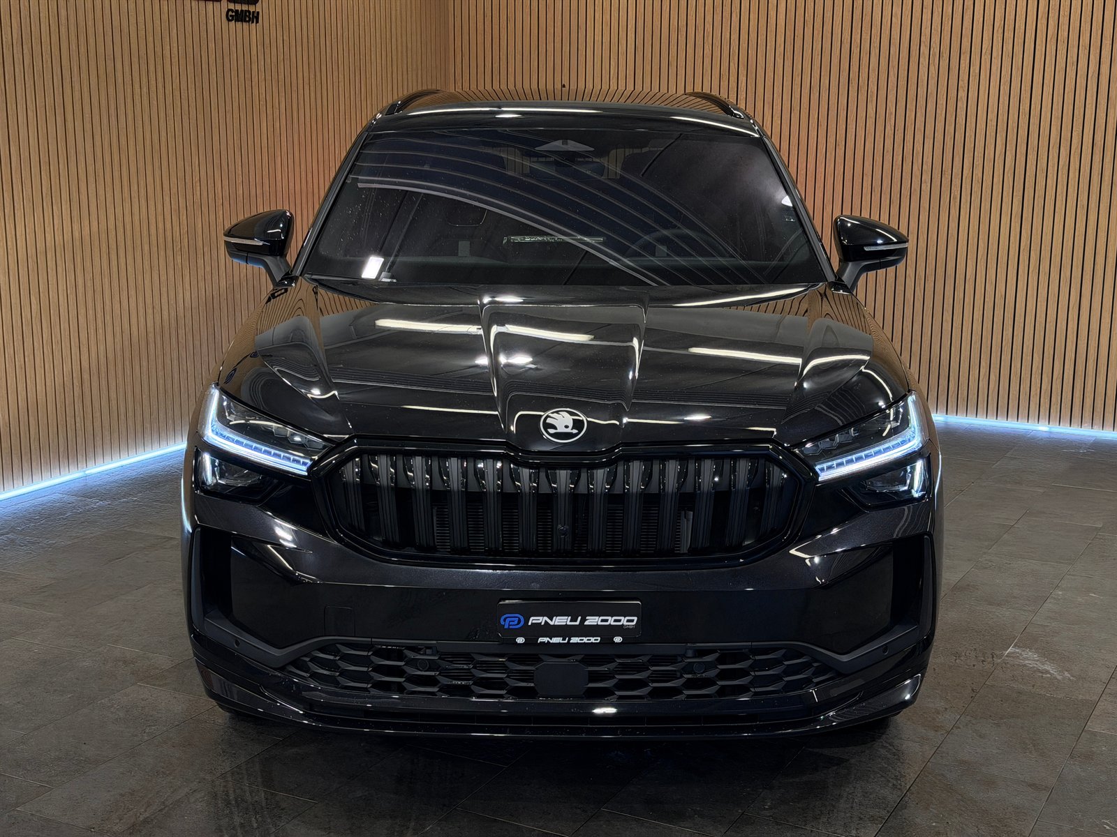 SKODA Kodiaq 1.5 TSI PHEV Sportline *Black Magic* 48Monate/1, Plug-in-Hybrid Benzina/Elettrica, Auto nuove, Automatico - 2