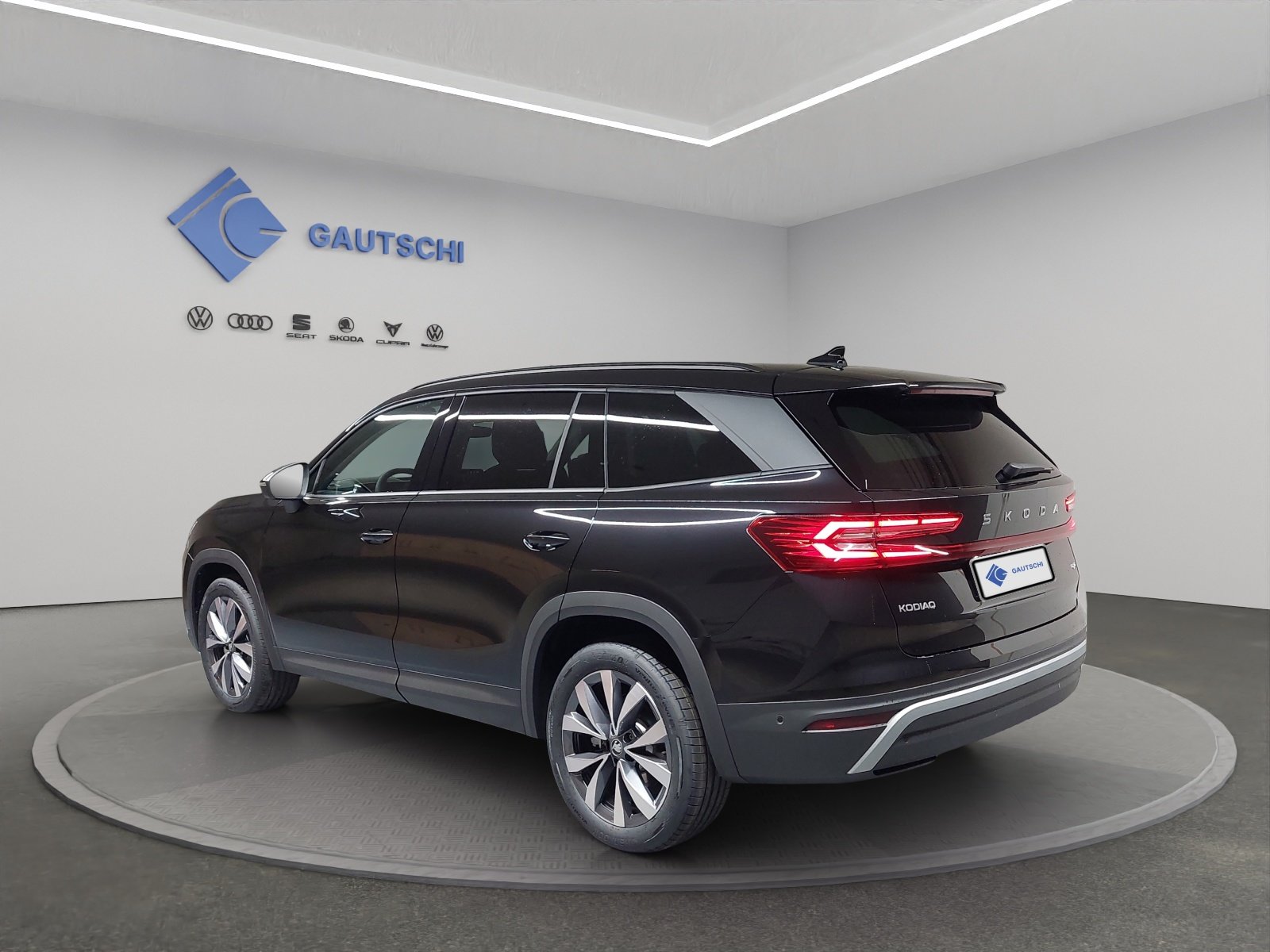 SKODA Kodiaq 2.0 TSI Dynamic 4x4, Benzina, Auto nuove, Automatico - 3