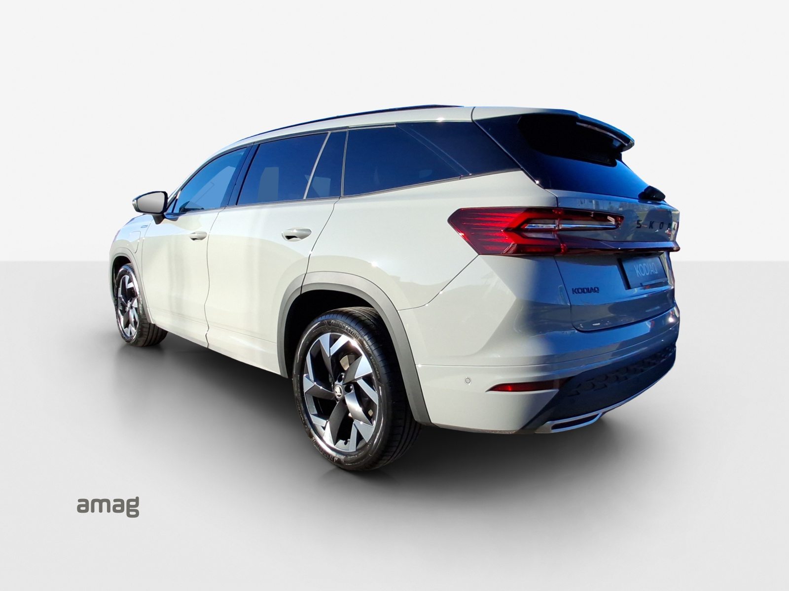 SKODA Kodiaq iV Sportline, Voll-Hybrid Benzin/Elektro, Neuwagen, Automatik - 3