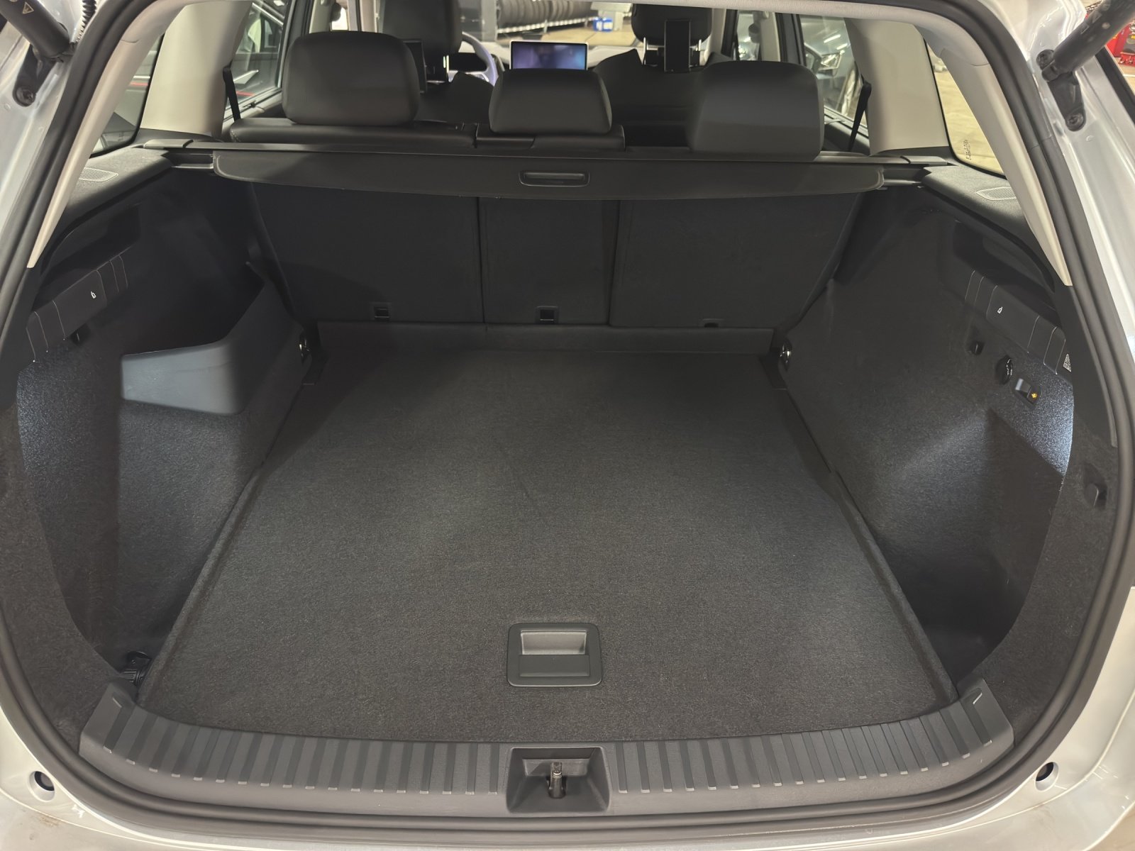 SKODA Kodiaq 2.0 TDI Selection 4x4, Diesel, Neuwagen, Automatik - 6