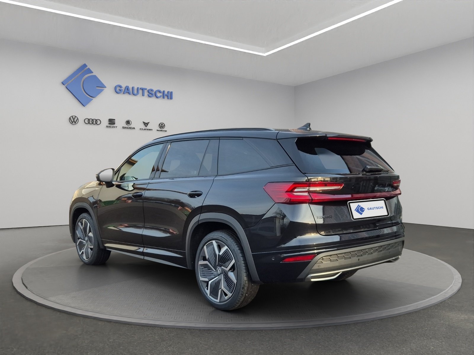 SKODA Kodiaq 2.0 TSI Sportline 4x4, Petrol, New car, Automatic - 3
