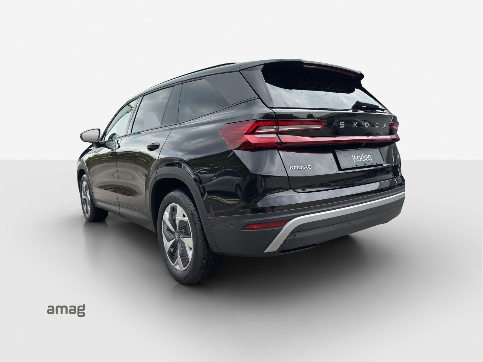 SKODA Kodiaq iV Dynamic (Netto), Voll-Hybrid Benzin/Elektro, Neuwagen, Automatik - 3