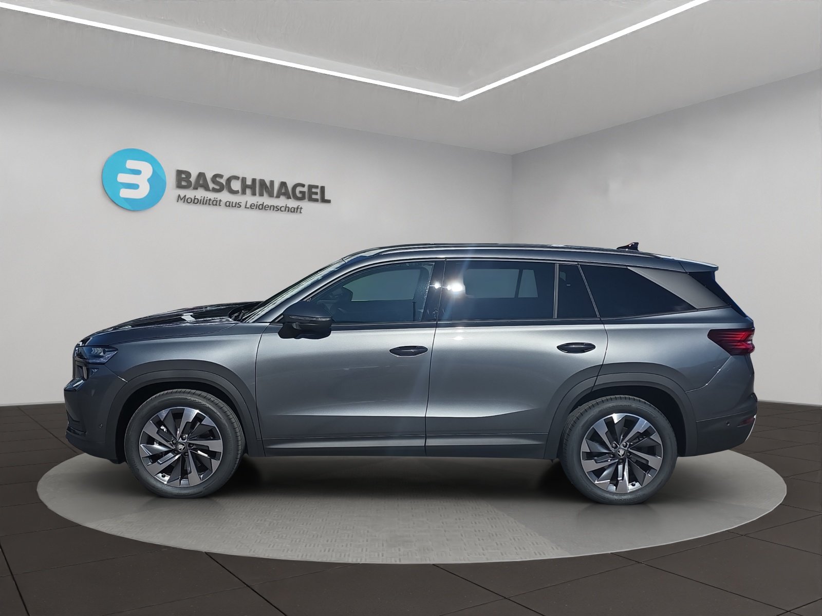 SKODA Kodiaq 2.0 TSI Dynamic 4x4, Petrol, New car, Automatic - 2