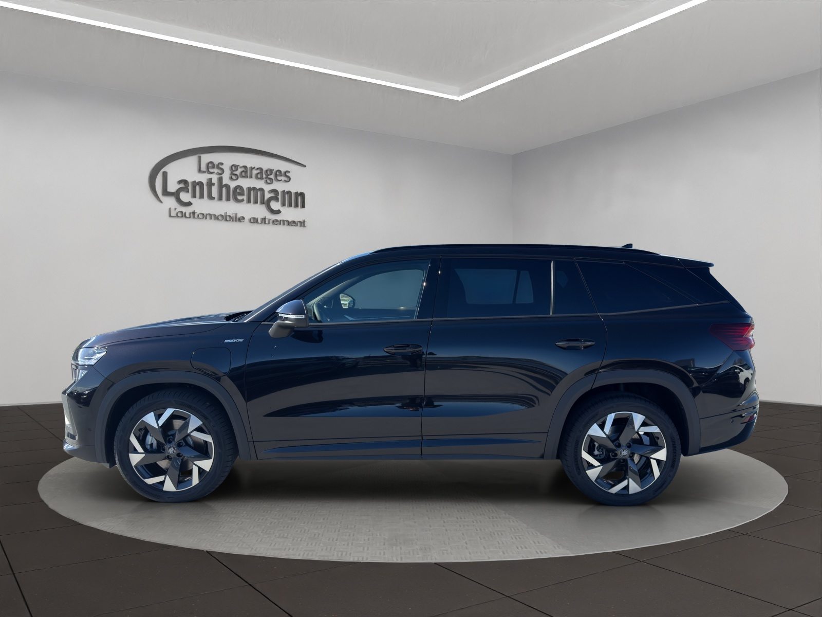 SKODA Kodiaq iV Sportline, Hybride Intégral Essence/Électricité, Voiture nouvelle, Automatique - 2