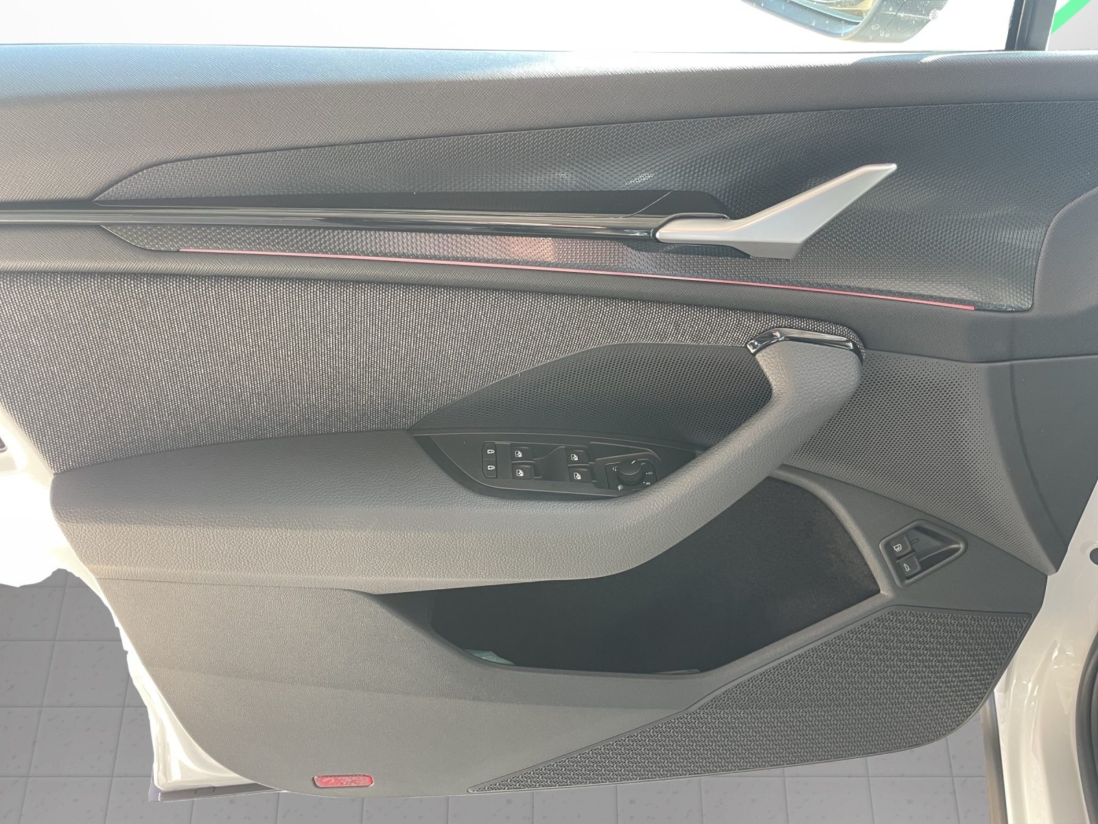 SKODA Kodiaq iV Dynamic (Netto), Hybride Intégral Essence/Électricité, Voiture nouvelle, Automatique - 6