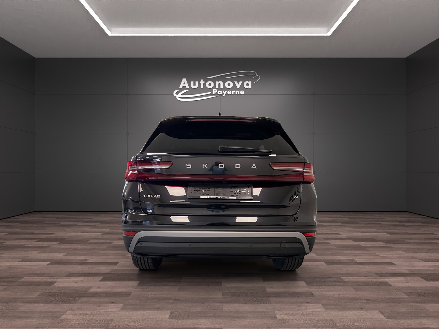 SKODA Kodiaq 1.5 TSI PHEV Dynamic, Plug-in-Hybrid Benzina/Elettrica, Auto nuove, Automatico - 5