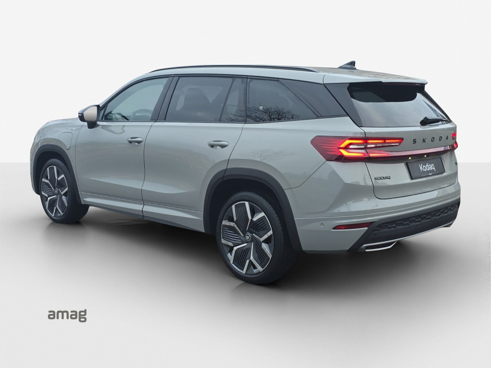 SKODA Kodiaq iV Sportline, Hybride Integrale Benzina/Elettrica, Auto nuove, Automatico - 3