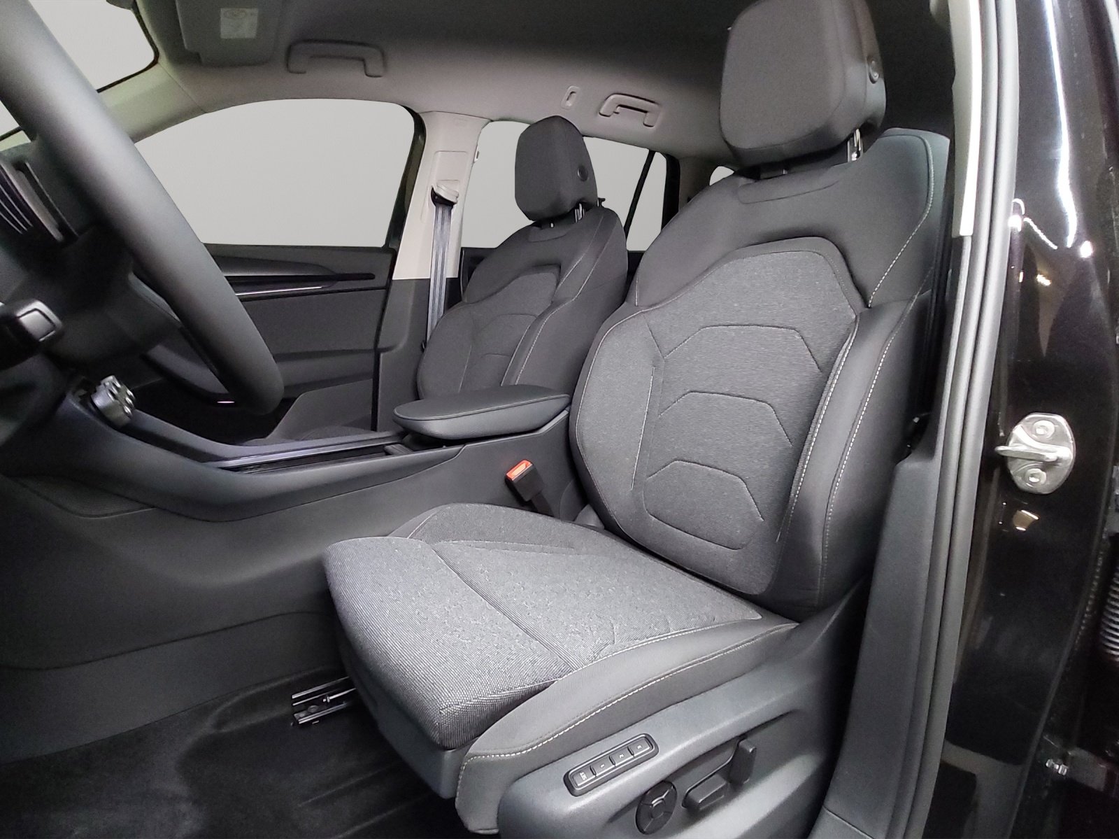 SKODA Kodiaq 2.0 TSI Dynamic 4x4, Benzin, Neuwagen, Automatik - 6