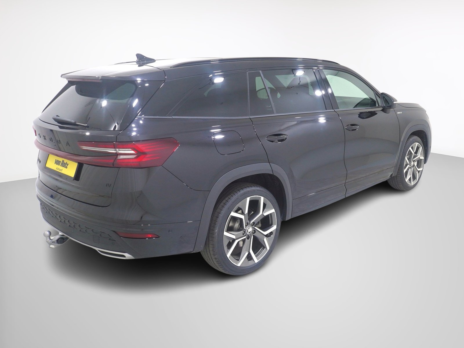 SKODA Kodiaq 1,5 TSI iV Plug-in-Hybrid Sportline, Plug-in-Hybrid Petrol/Electric, New car, Automatic - 5