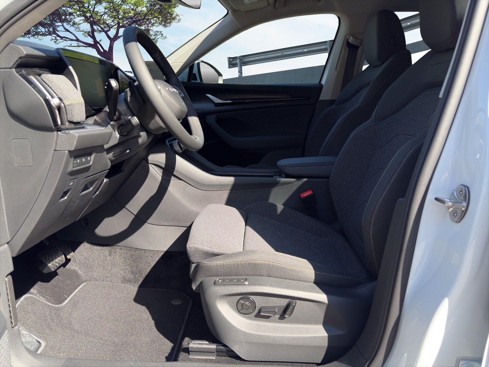 SKODA Kodiaq 2.0 TSI Dynamic 4x4, Benzin, Neuwagen, Automatik - 7