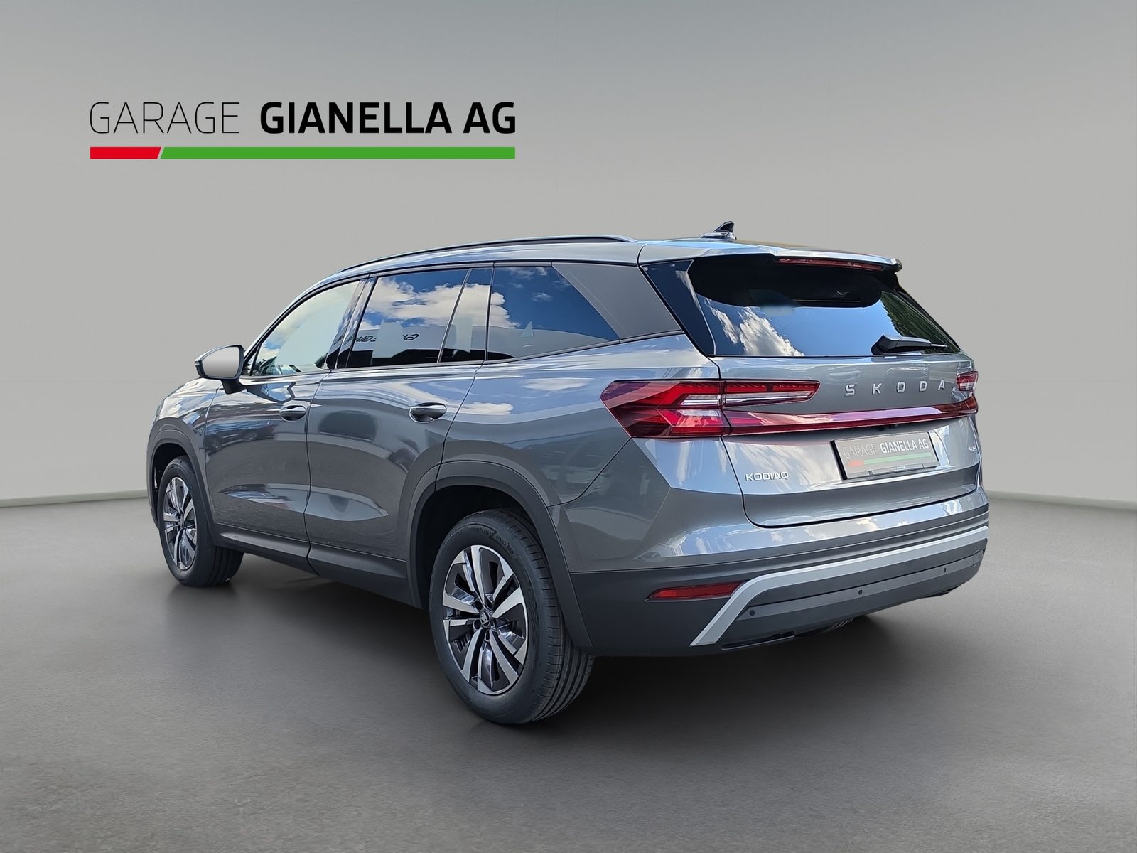 SKODA Kodiaq Dynamic (Netto), Petrol, New car, Automatic - 3