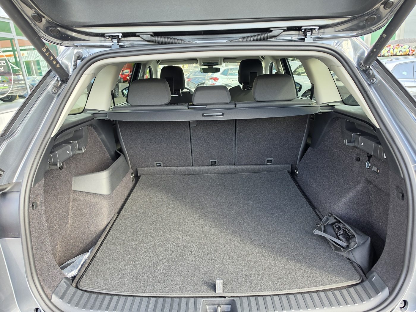 SKODA Kodiaq Dynamic (Netto), Petrol, New car, Automatic - 6