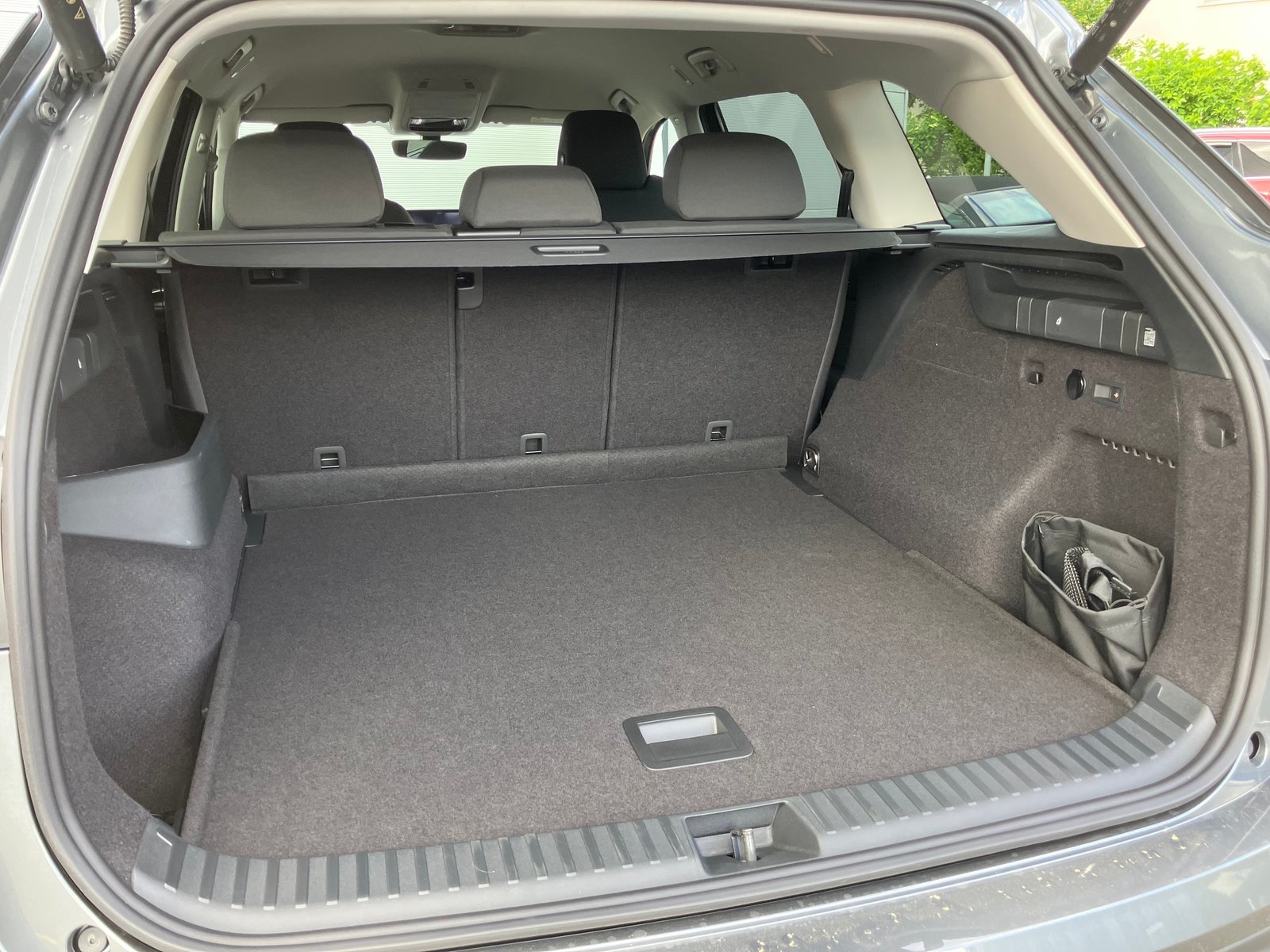 SKODA Kodiaq 2.0 TSI Dynamic 4x4 DSG, Benzin, Neuwagen, Automatik - 7