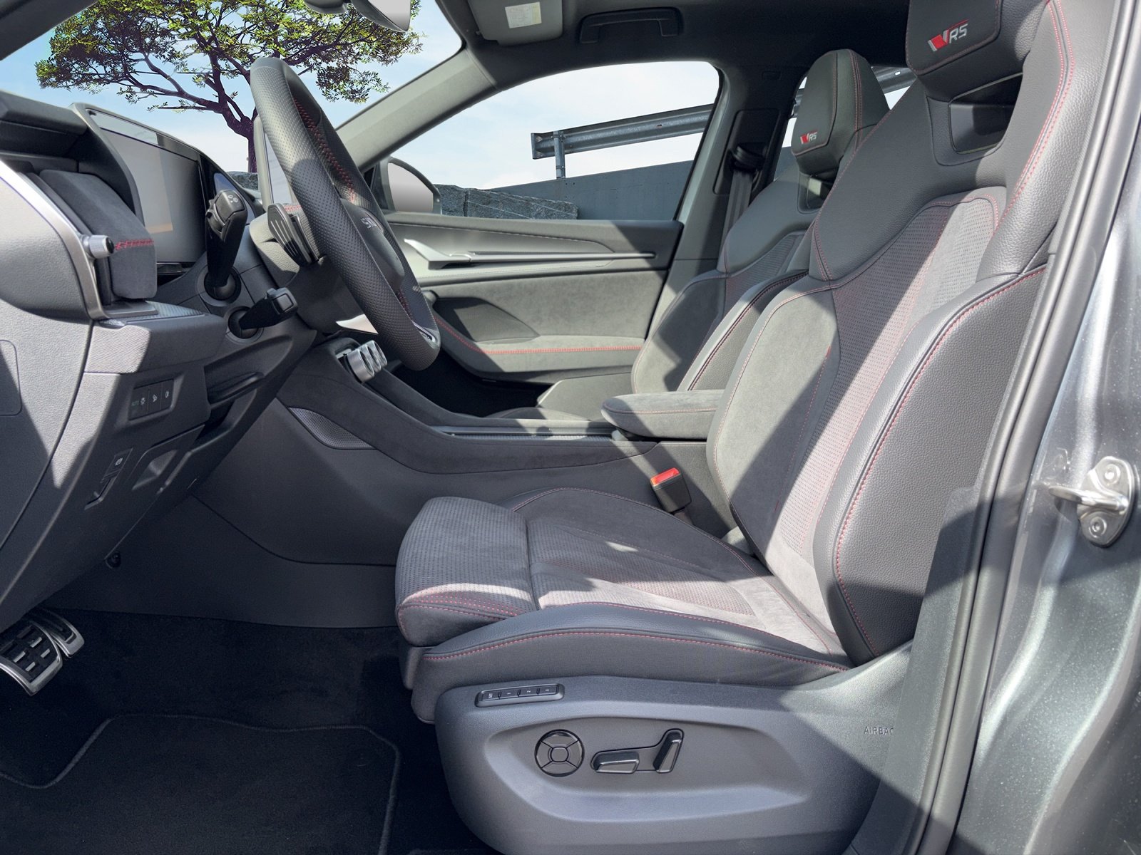 SKODA Kodiaq 2.0 TSI RS 4x4, Benzin, Neuwagen, Automatik - 7