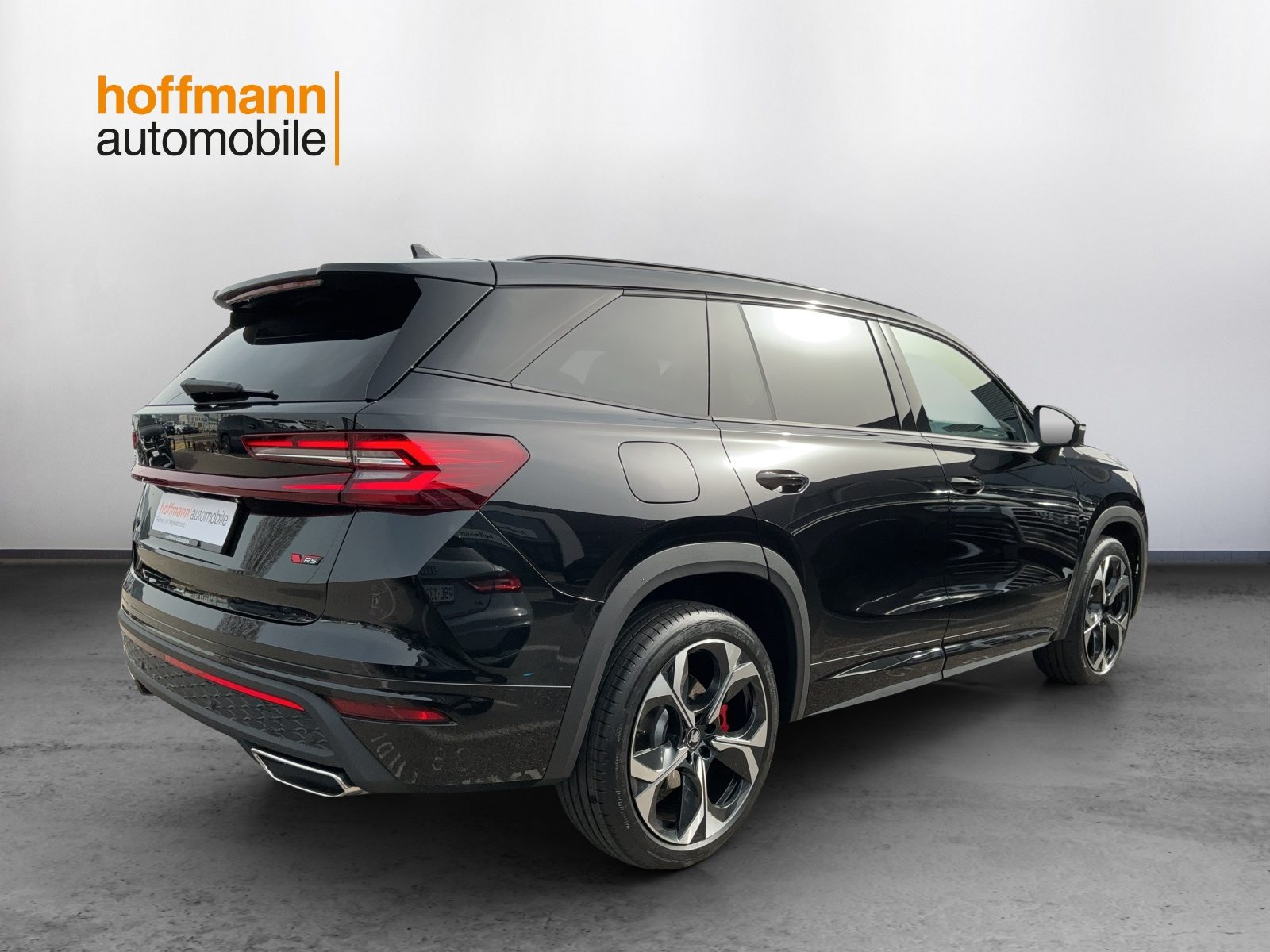 SKODA Kodiaq RS, Petrol, New car, Automatic - 4