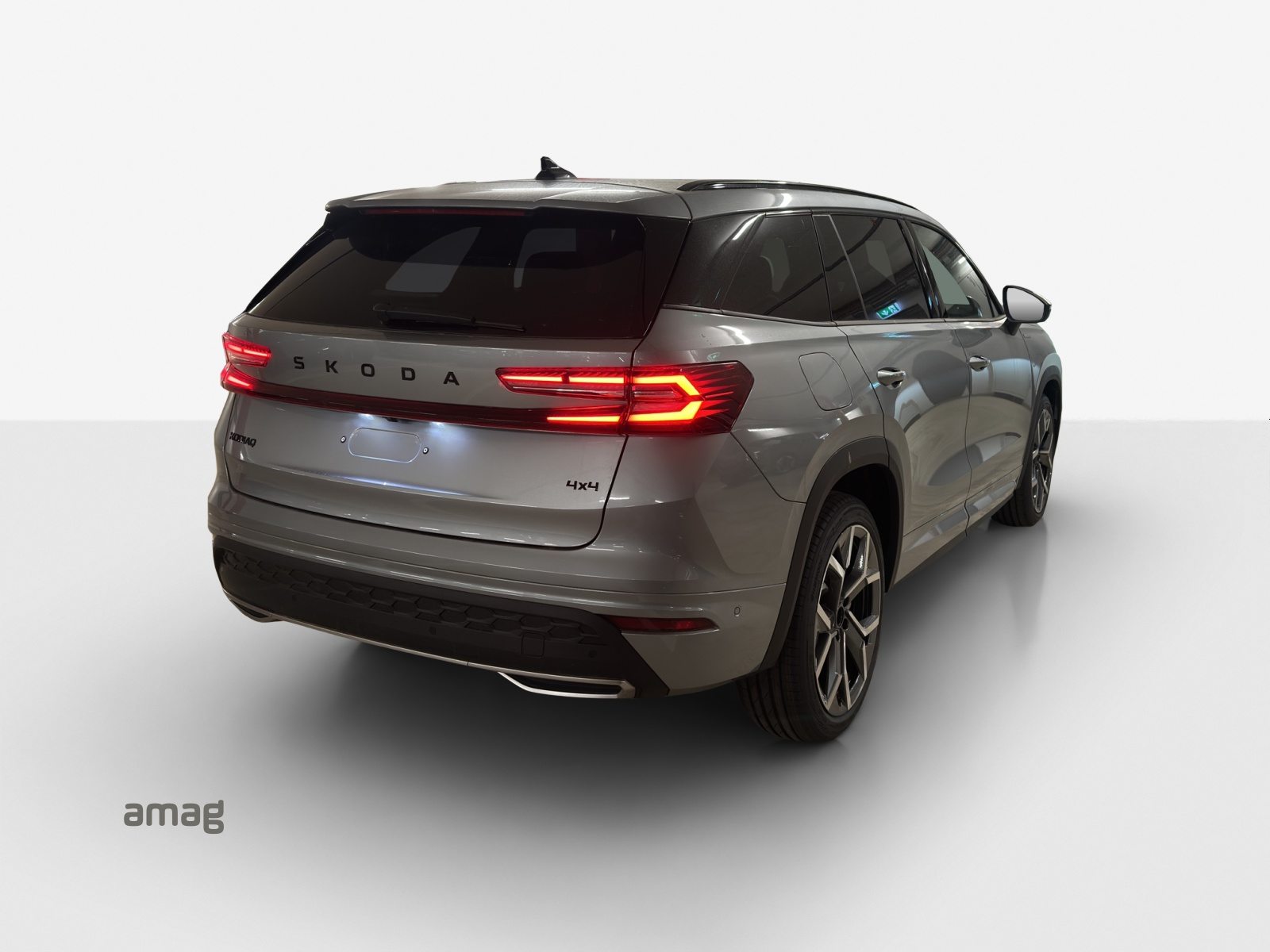SKODA Kodiaq Sportline, Petrol, New car, Automatic - 5