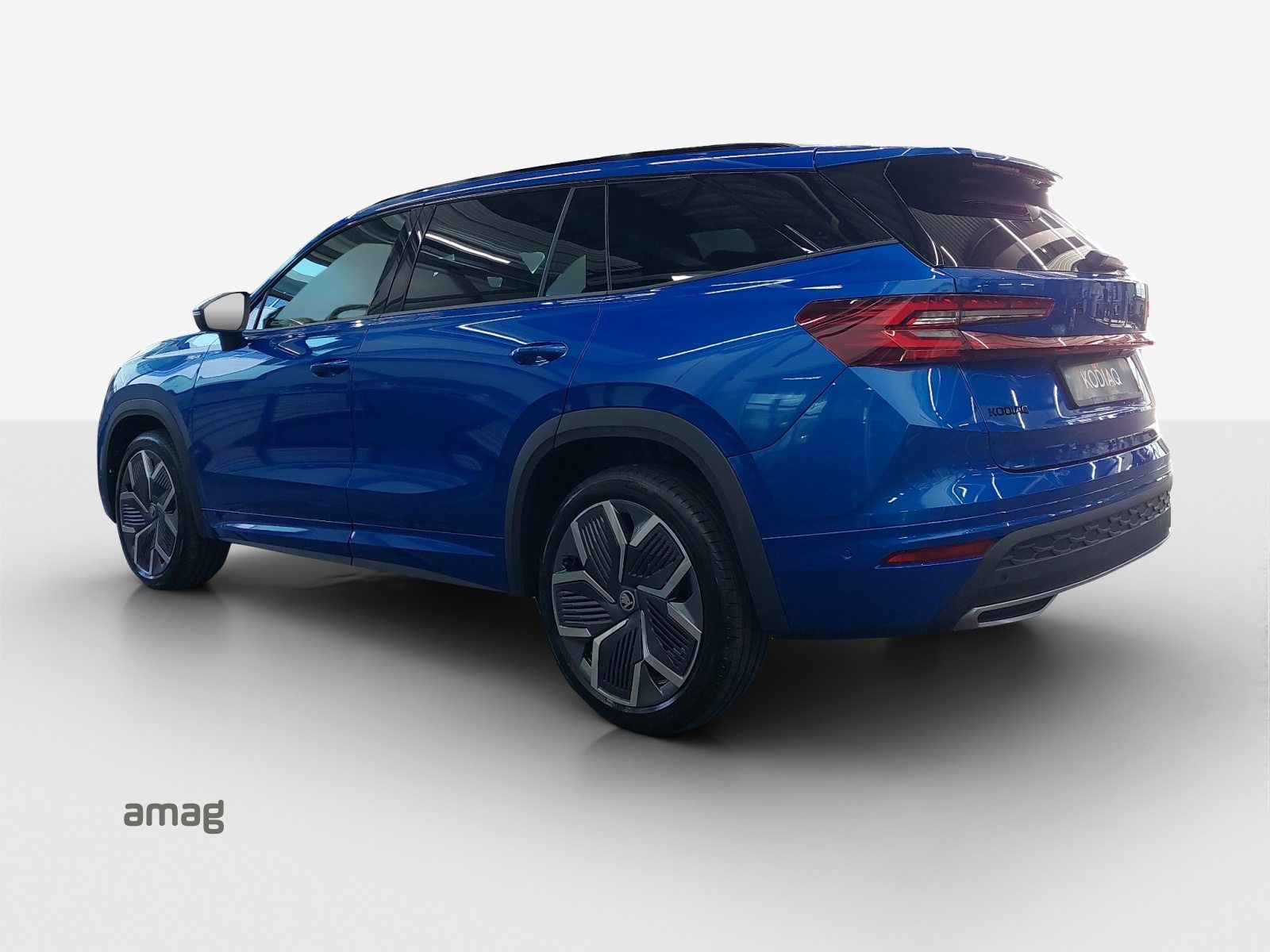 SKODA Kodiaq Sportline, Petrol, New car, Automatic - 3