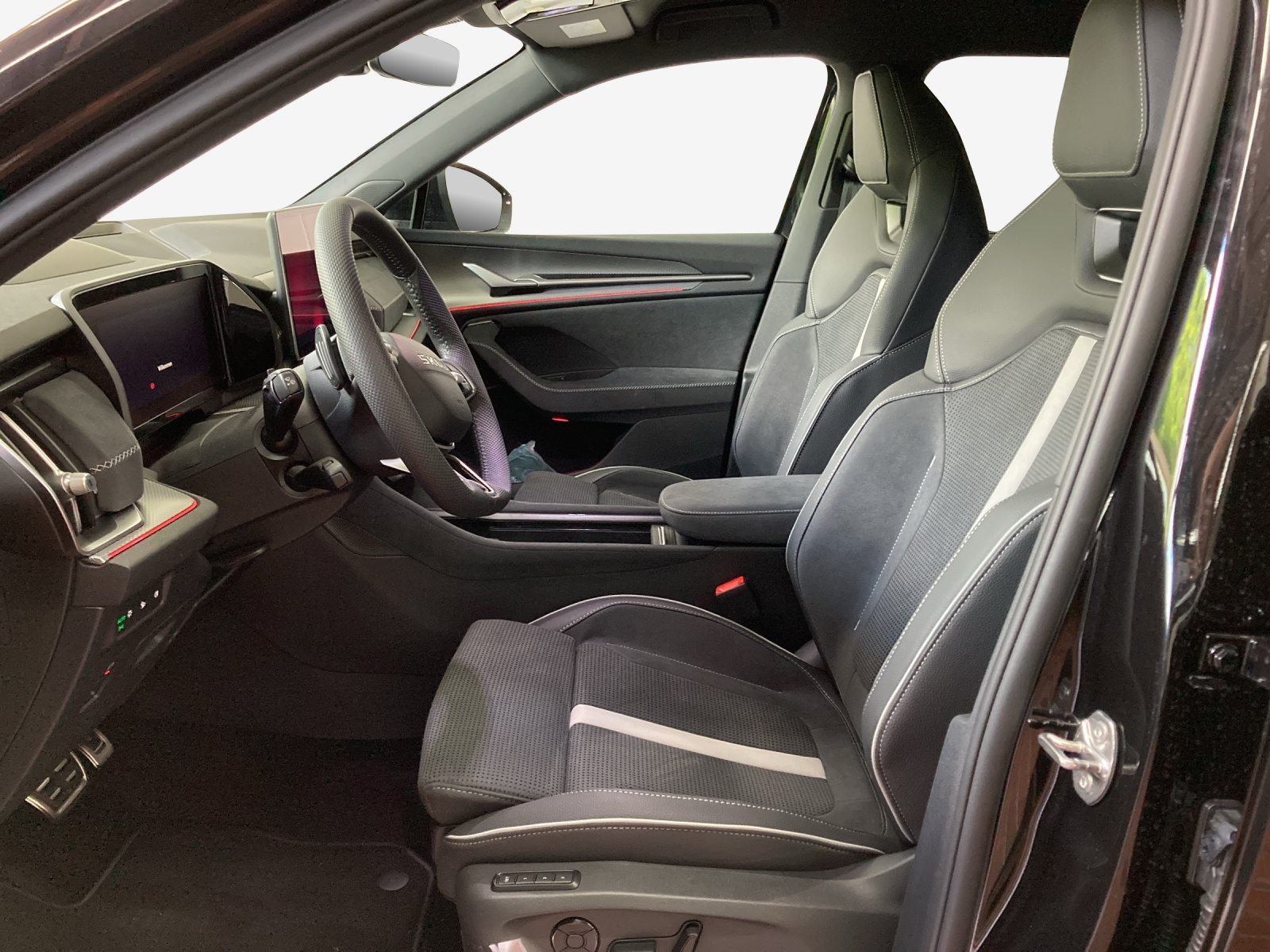 SKODA Kodiaq Sportline, Petrol, New car, Automatic - 6