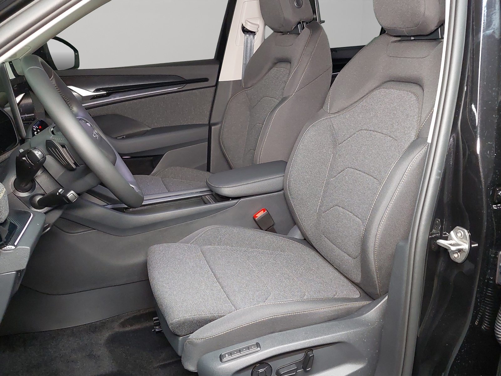 SKODA Kodiaq Dynamic (Netto), Petrol, New car, Automatic - 6