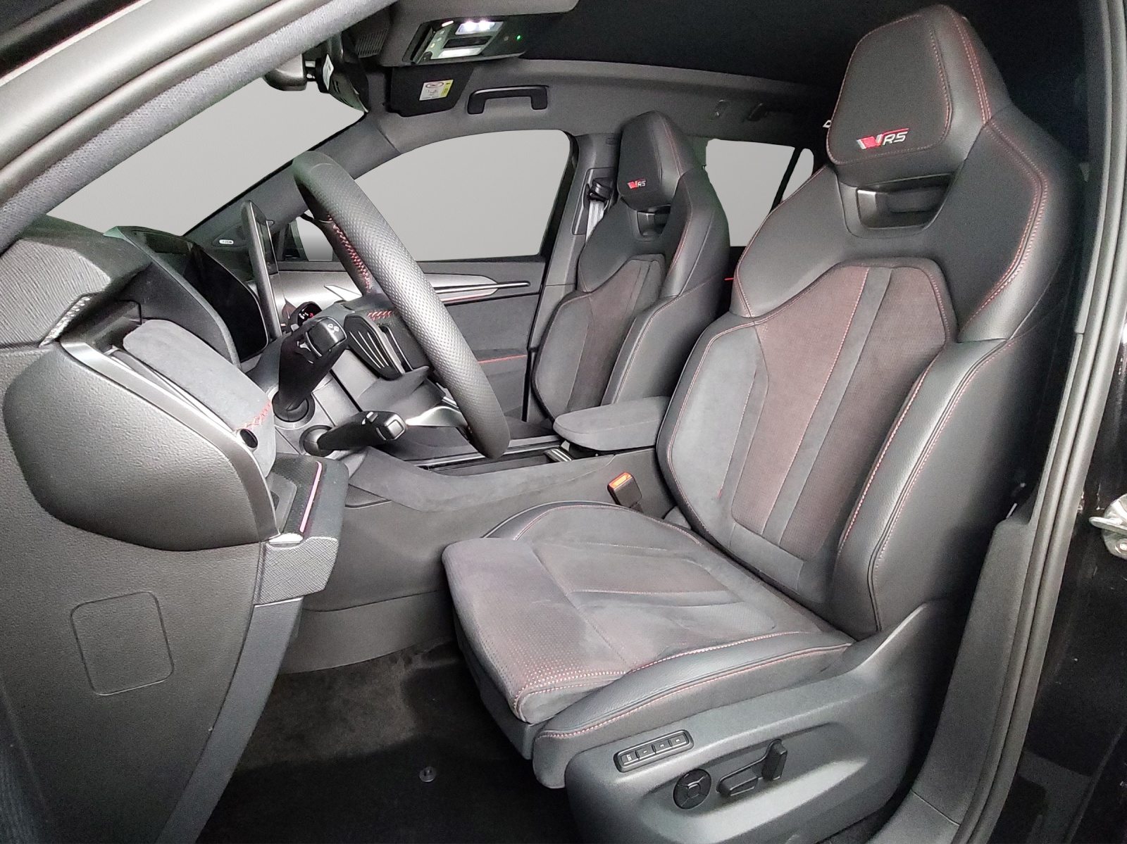 SKODA Kodiaq RS, Petrol, New car, Automatic - 6