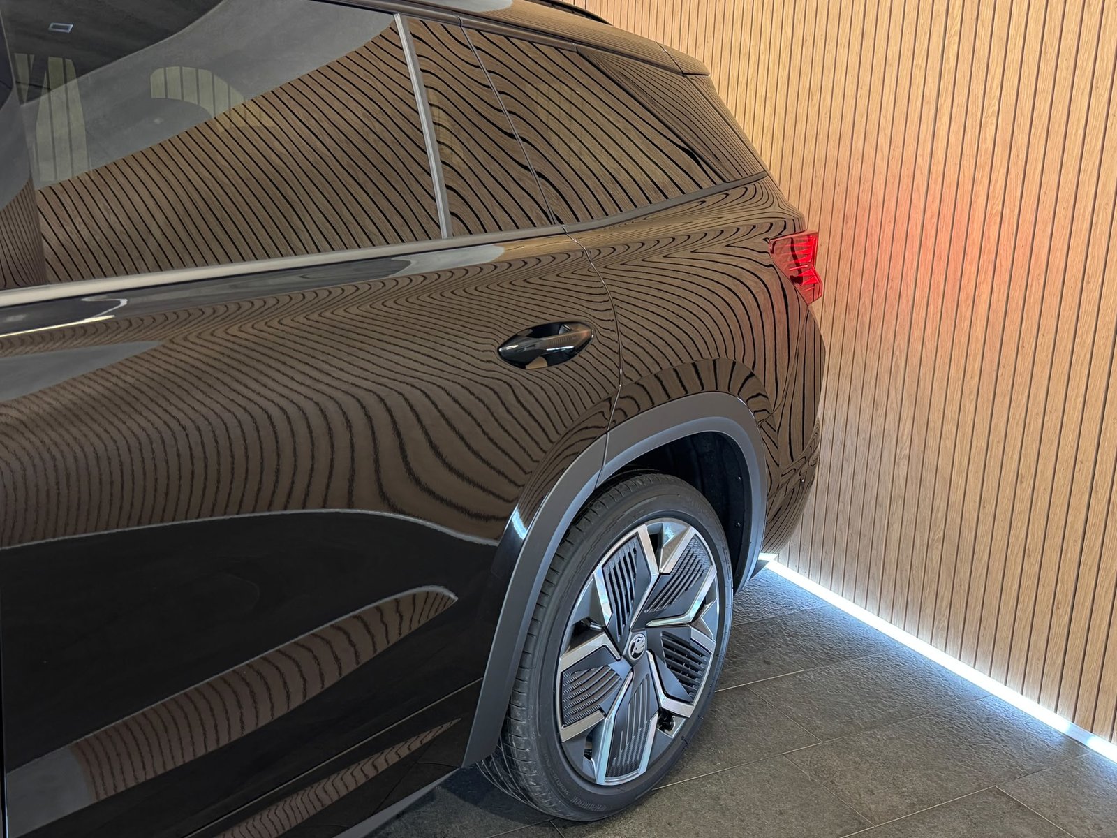 SKODA Kodiaq 1.5 TSI mHEV Selection, Hybride Leggero Benzina/Elettrica, Auto nuove, Automatico - 6