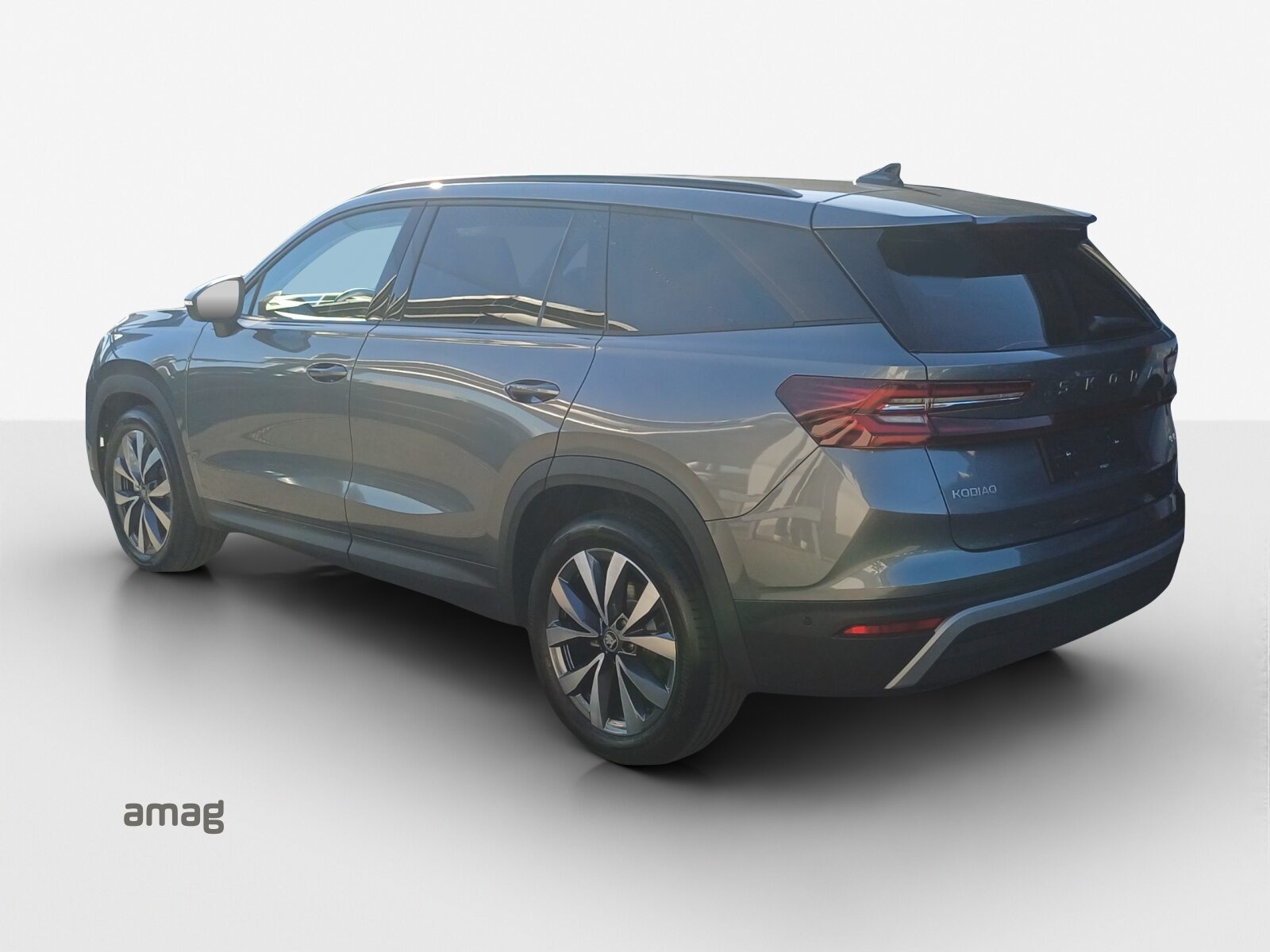 SKODA Kodiaq Dynamic (Netto), Petrol, New car, Automatic - 3