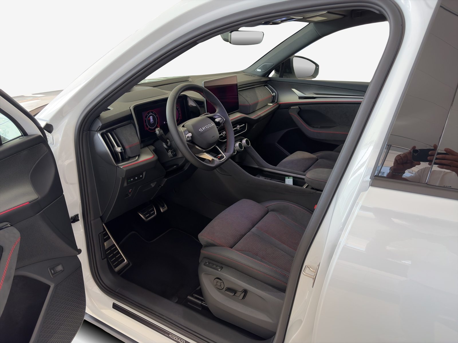 SKODA Kodiaq RS, Benzin, Neuwagen, Automatik - 7