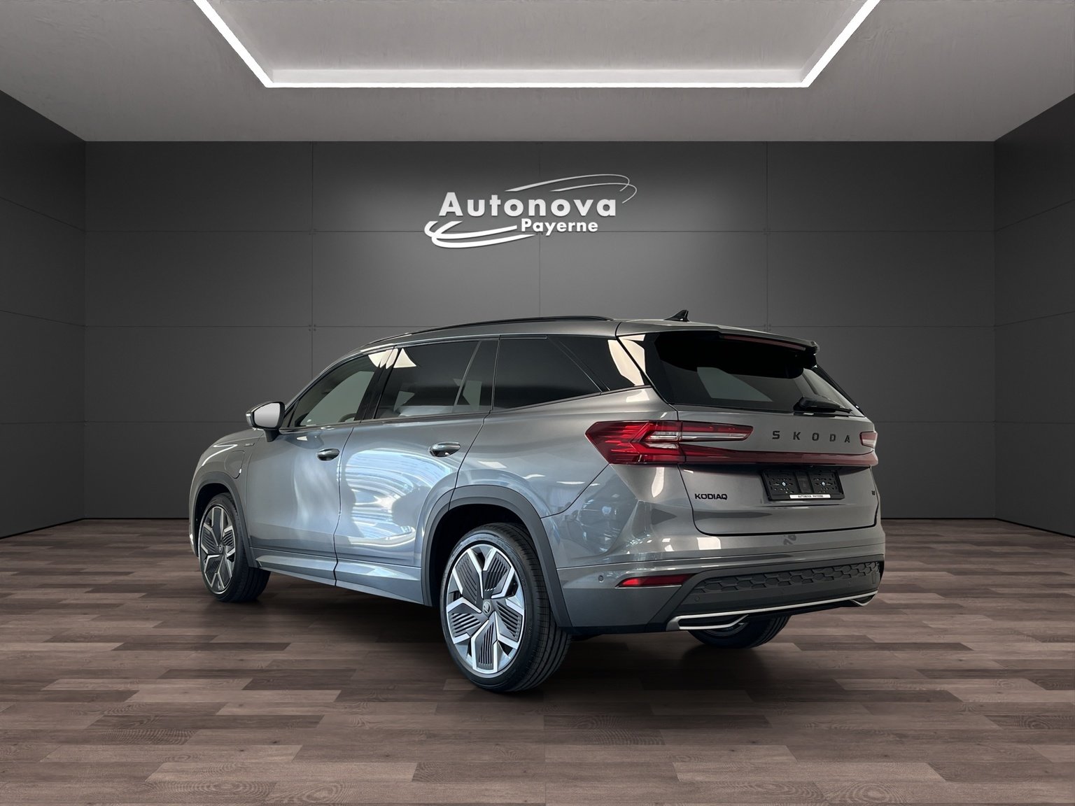 SKODA Kodiaq 1.5 TSI PHEV Sportline, Plug-in-Hybrid Benzin/Elektro, Neuwagen, Automatik - 4
