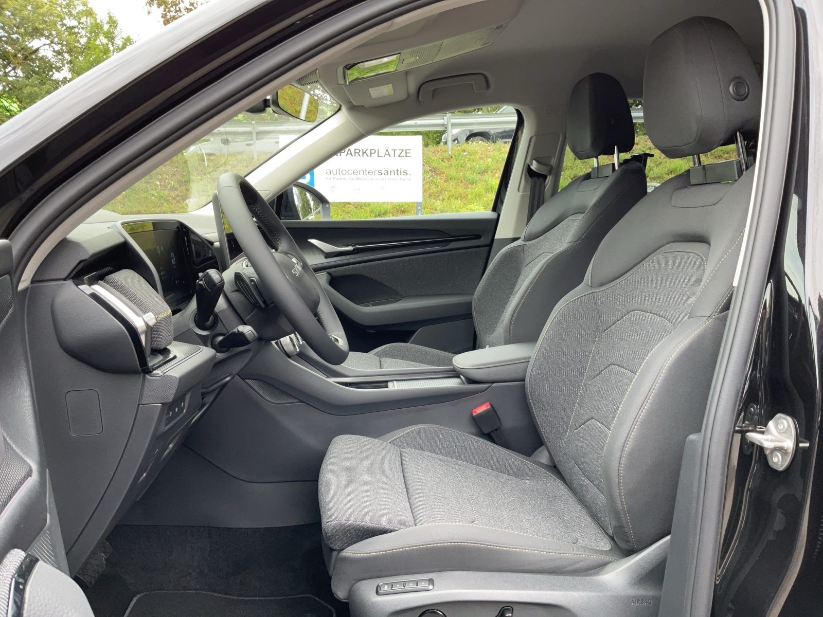 SKODA Kodiaq Dynamic (Netto), Petrol, New car, Automatic - 6