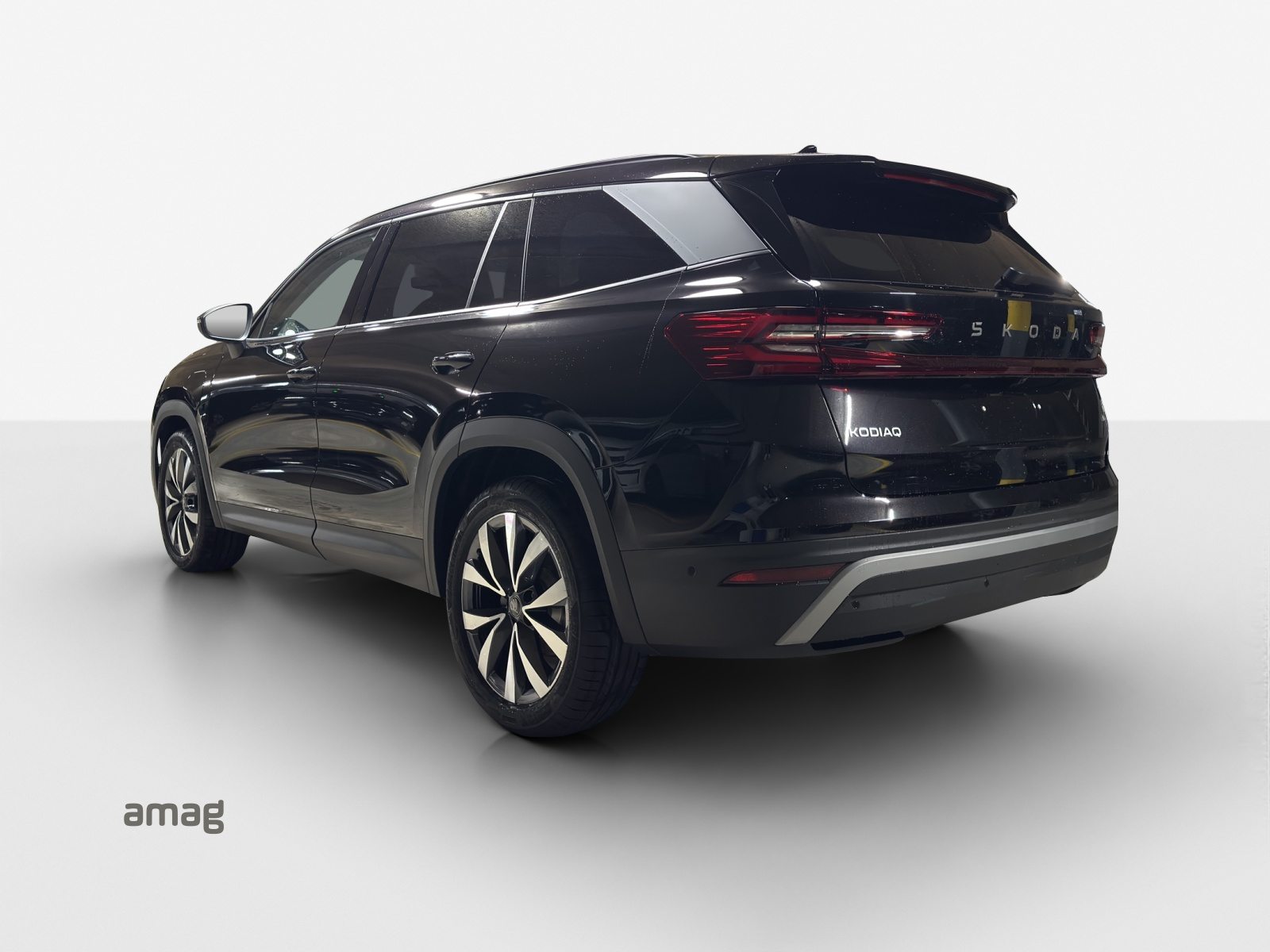 SKODA Kodiaq iV Dynamic (Netto), Full-Hybrid Petrol/Electric, New car, Automatic - 3