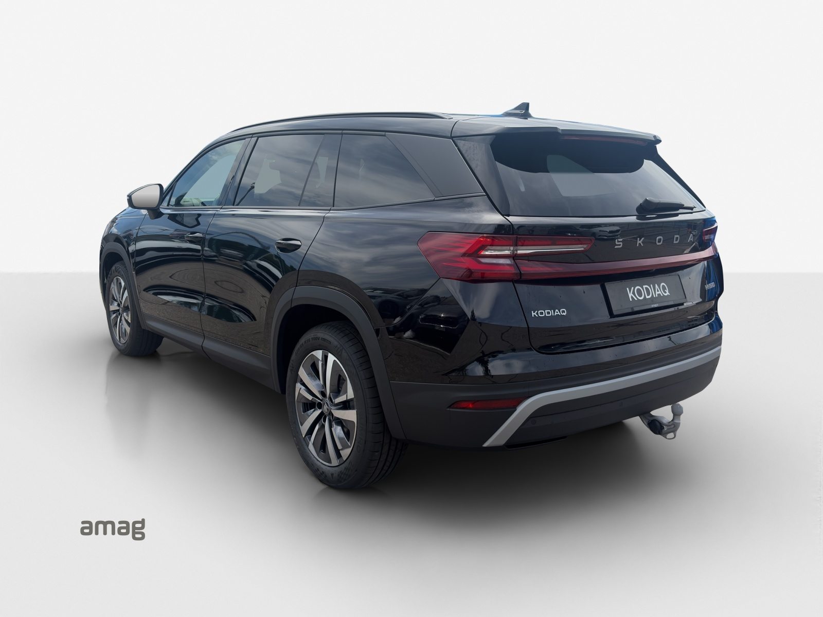 SKODA Kodiaq Selection, Petrol, New car, Automatic - 3