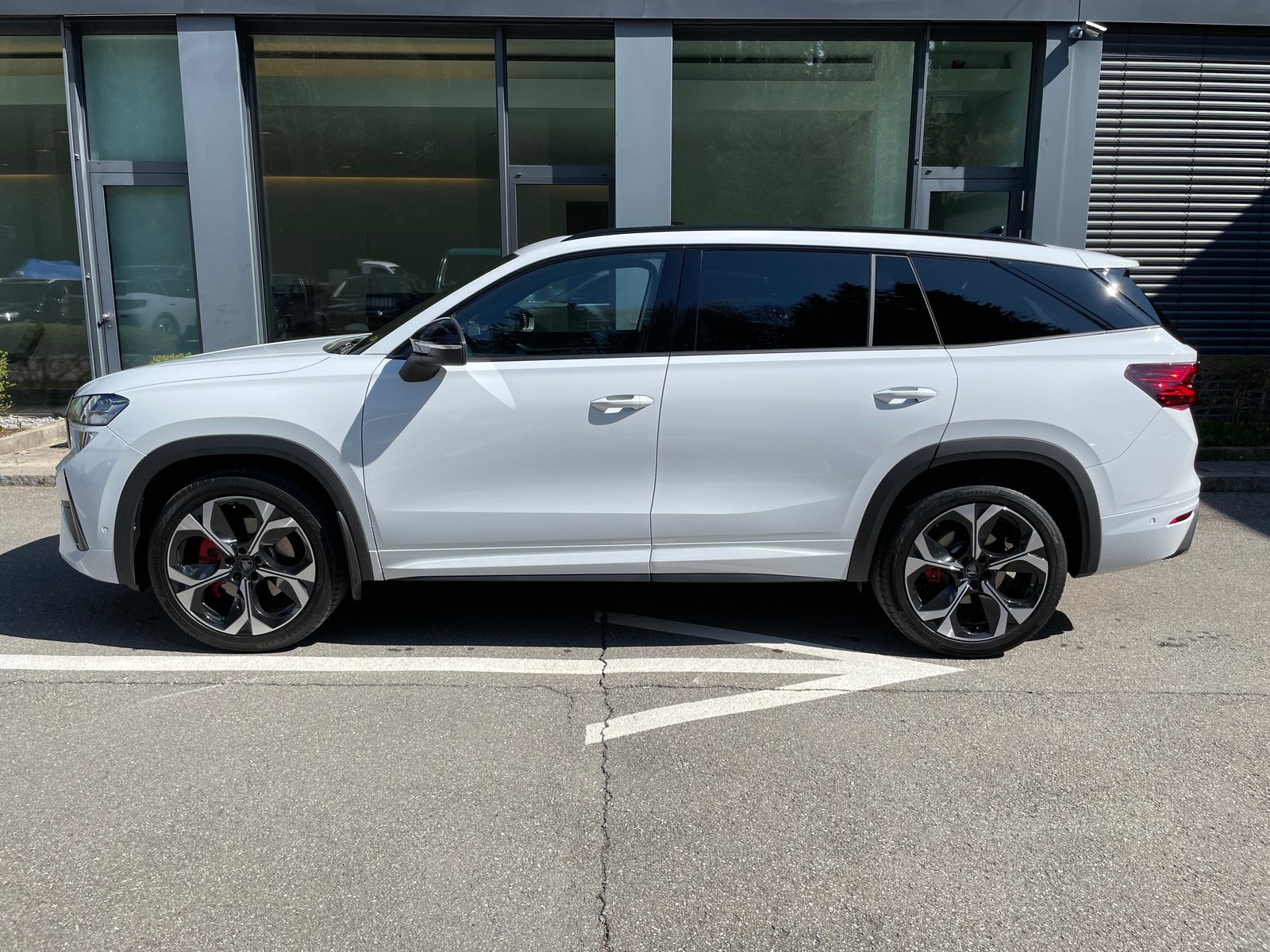 SKODA Kodiaq 2.0 TSI RS 4x4, 7-Sitzer, Standheizung, AHK, He, Essence, Voiture nouvelle, Automatique - 2