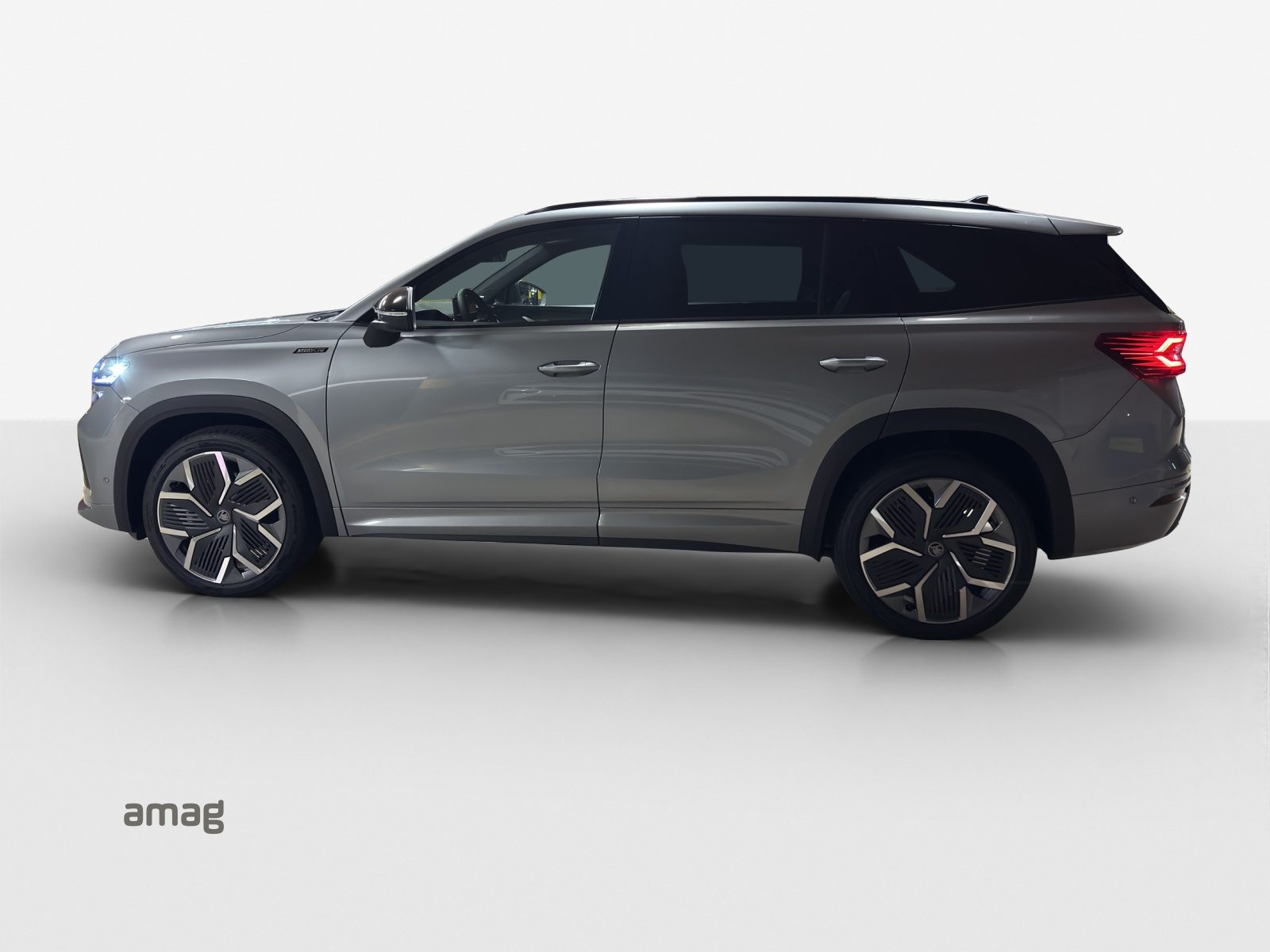 SKODA Kodiaq Sportline, Petrol, New car, Automatic - 2