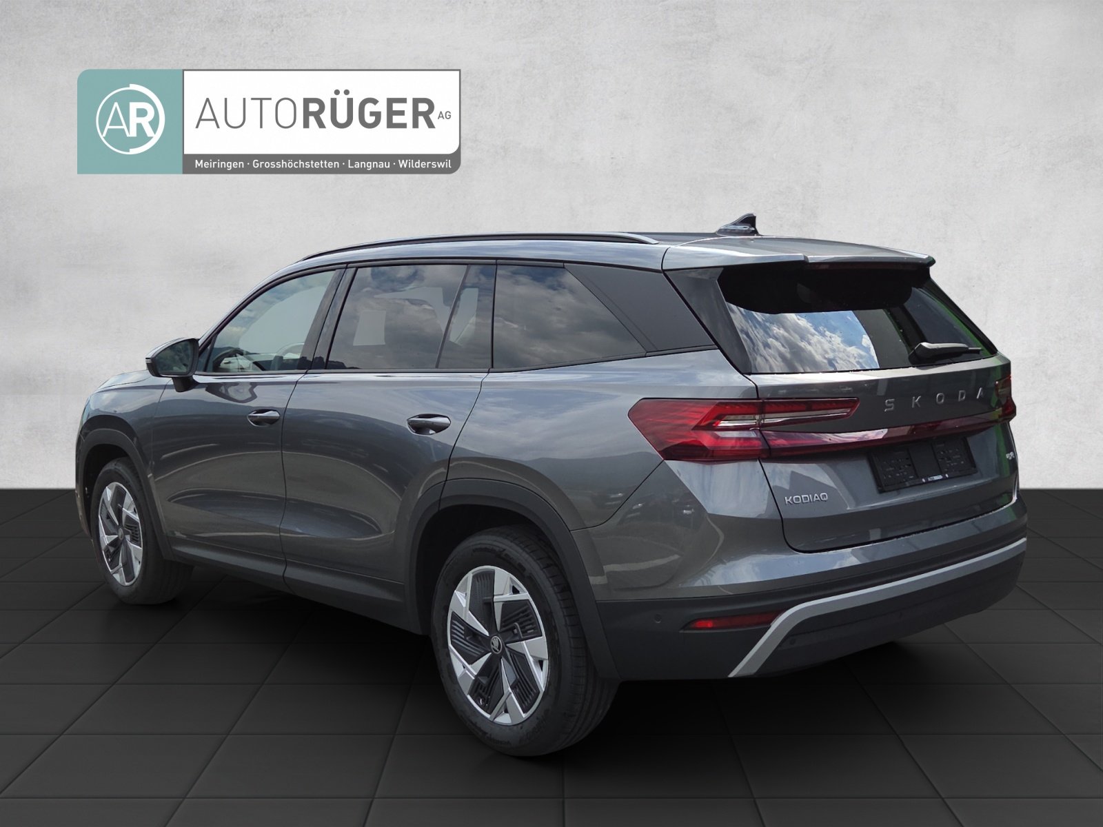 SKODA Kodiaq 2.0 TSI Dynamic 4x4, Benzin, Neuwagen, Automatik - 4