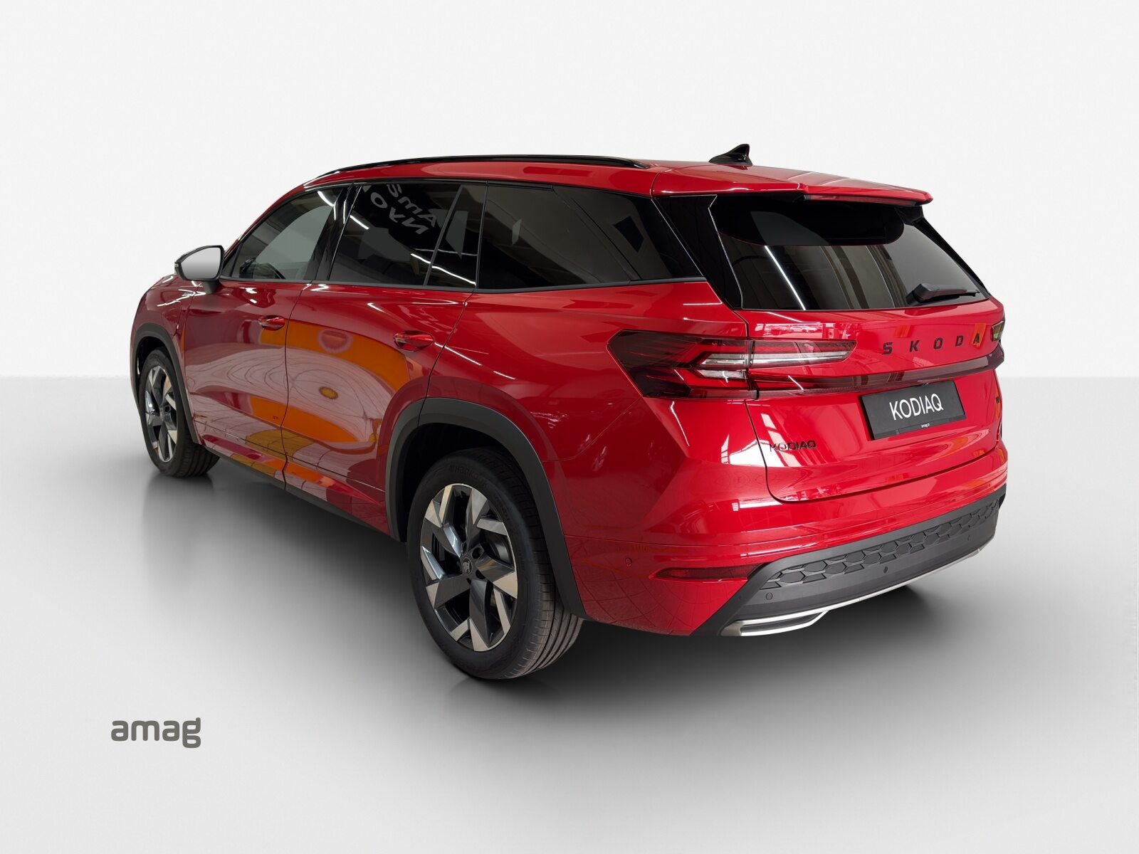 SKODA Kodiaq iV Sportline, Full-Hybrid Petrol/Electric, New car, Automatic - 3