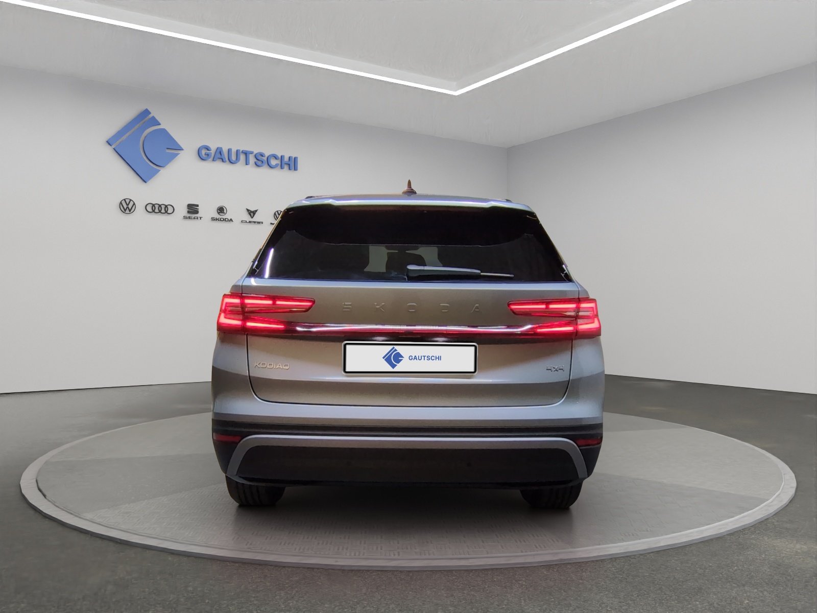 SKODA Kodiaq 2.0 TSI Dynamic 4x4, Petrol, New car, Automatic - 4