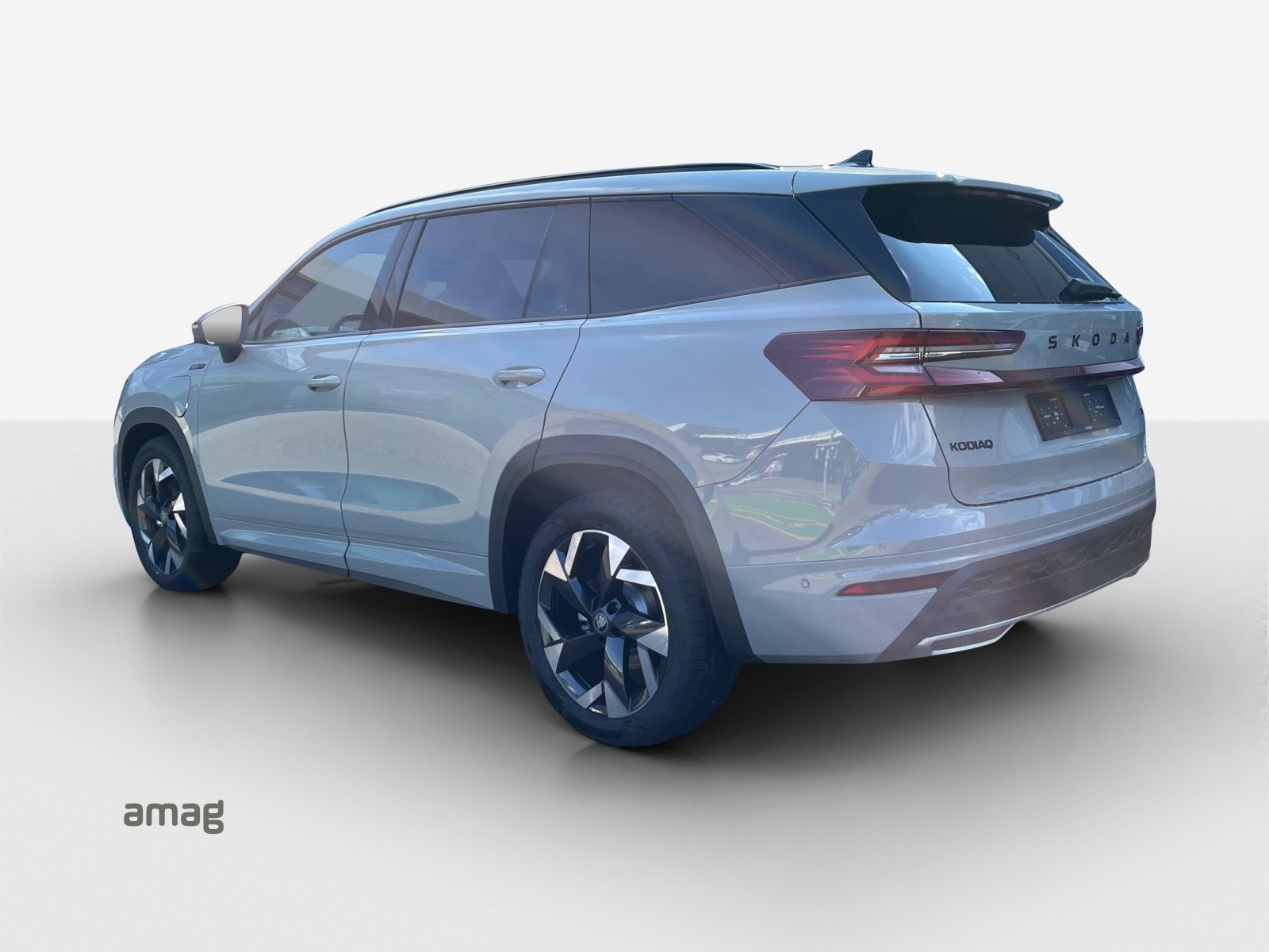 SKODA Kodiaq iV Sportline, Full-Hybrid Petrol/Electric, New car, Automatic - 3