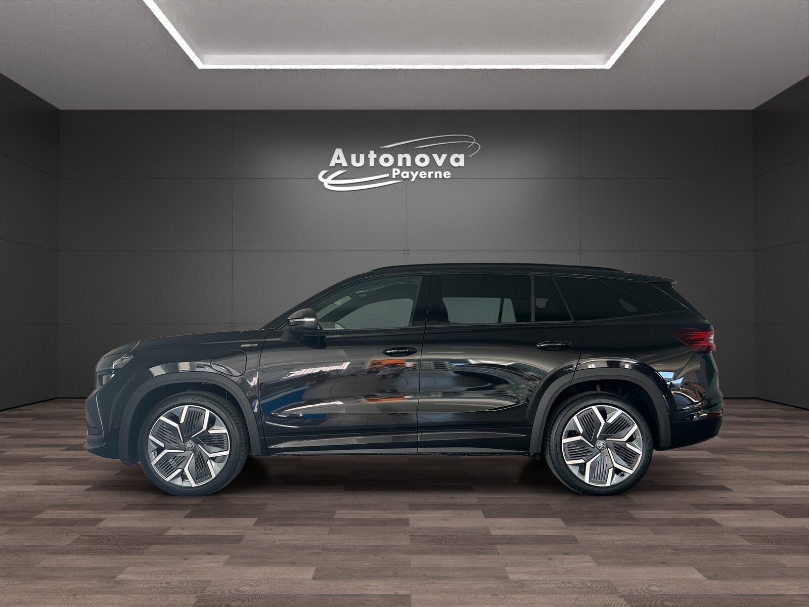 SKODA Kodiaq 1.5 TSI PHEV Sportline, Plug-in-Hybrid Petrol/Electric, New car, Automatic - 3