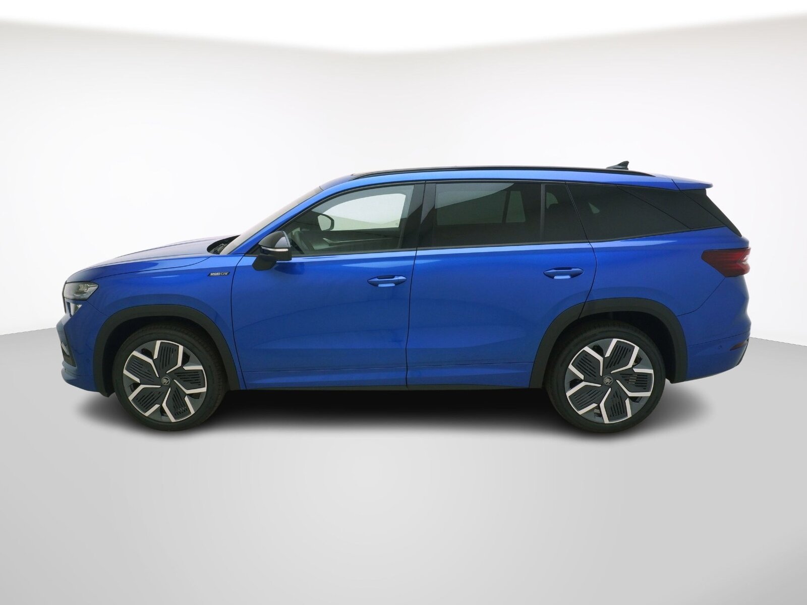 SKODA Kodiaq 2.0 TDI Sportline, Diesel, New car, Automatic - 2