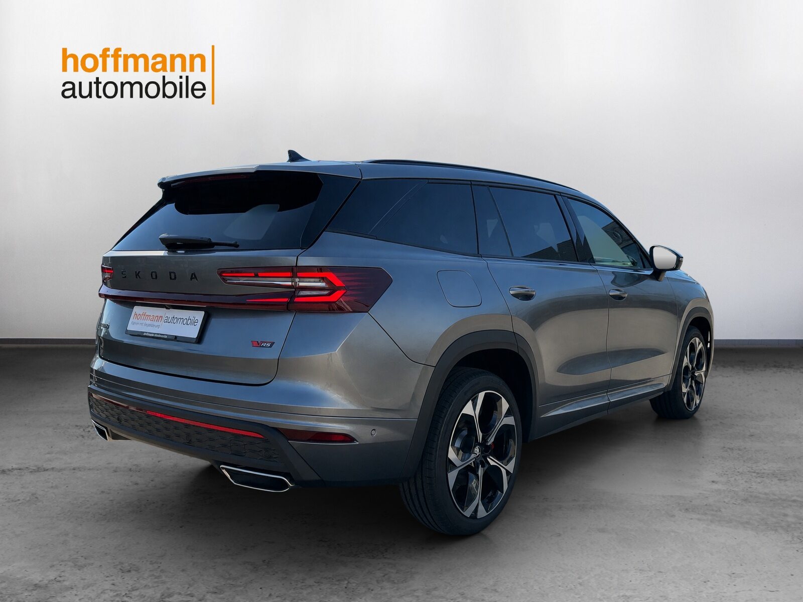SKODA Kodiaq RS, Petrol, New car, Automatic - 4