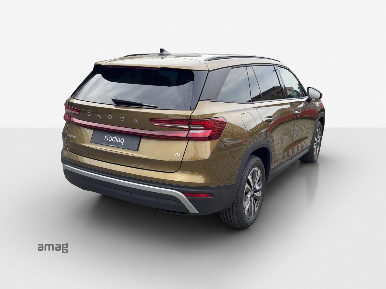 SKODA Kodiaq iV Selection, Full-Hybrid Petrol/Electric, New car, Automatic - 5