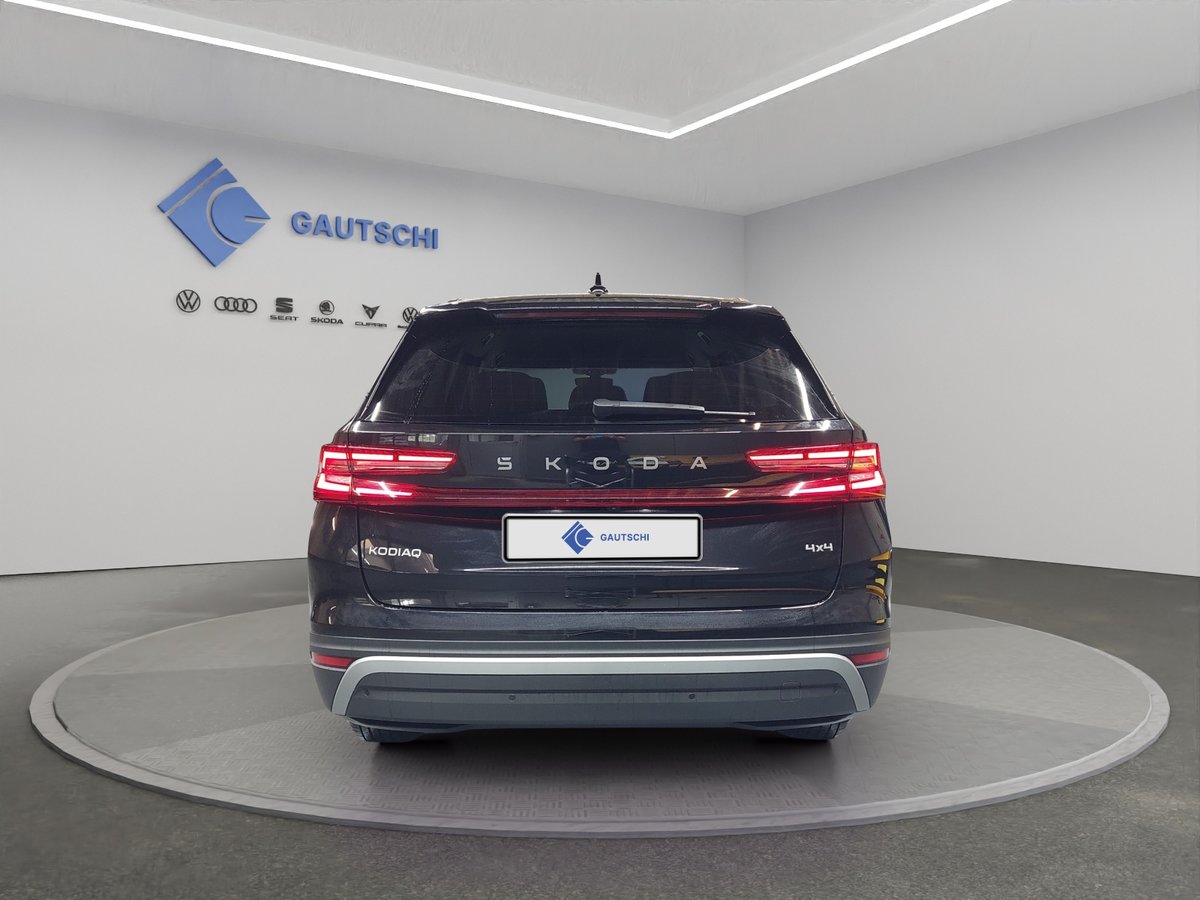 SKODA Kodiaq 2.0 TSI Selection 4x4, Benzin, Occasion / Gebraucht, Automatik - 4