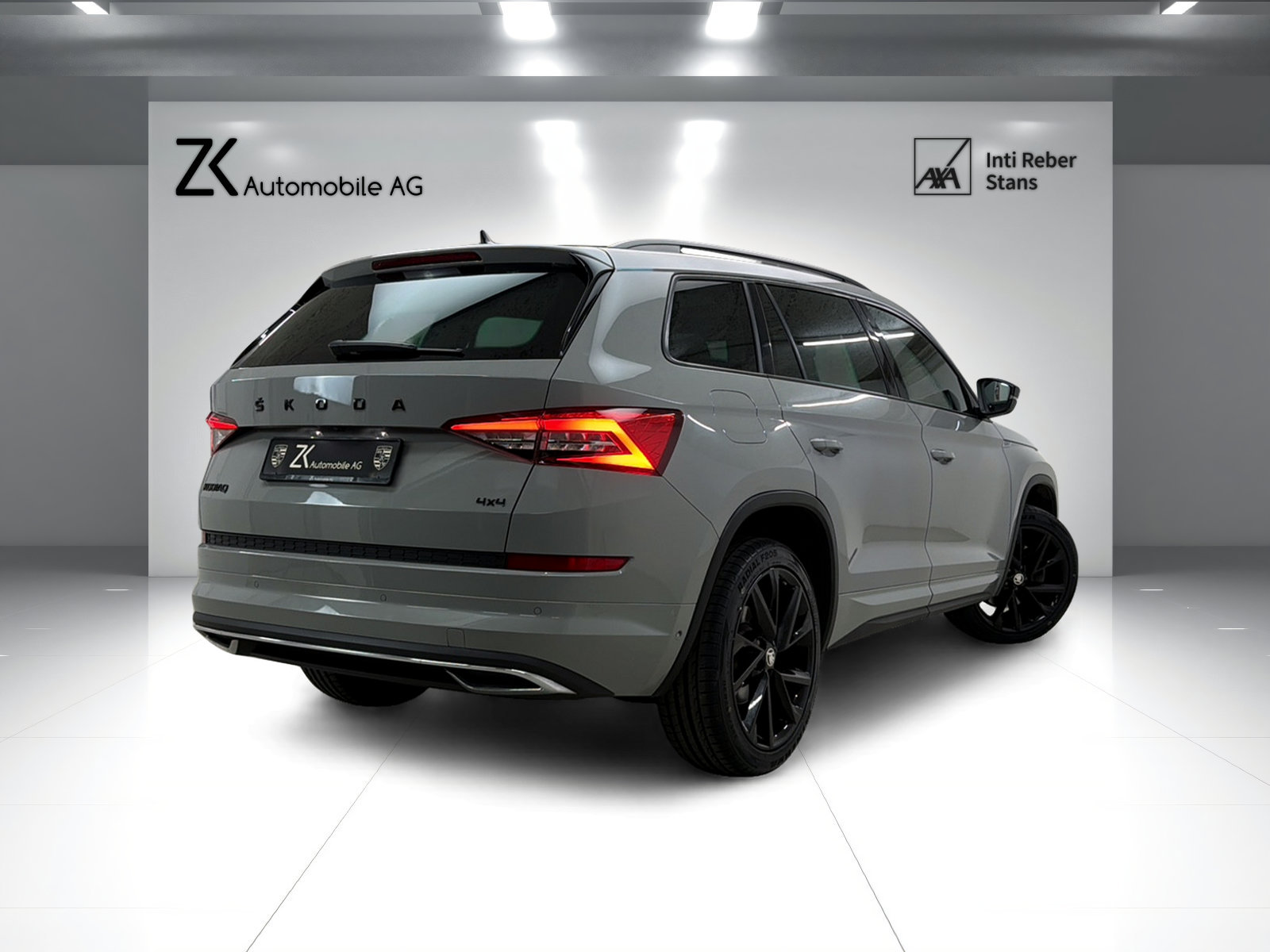 SKODA Kodiaq 2.0 TSI 4x4 Stahl Grau 7. Plätzer SportLine ★ 360° Ka, Benzin, Occasion / Gebraucht, Automatik - 2