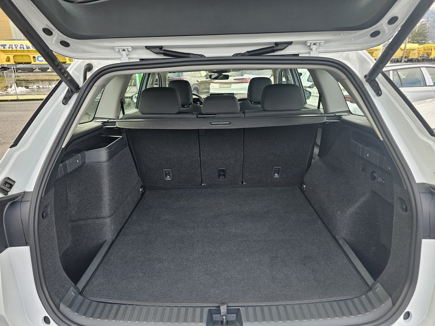 SKODA Kodiaq iV Selection, Hybride Intégral Essence/Électricité, Occasion / Utilisé, Automatique - 7