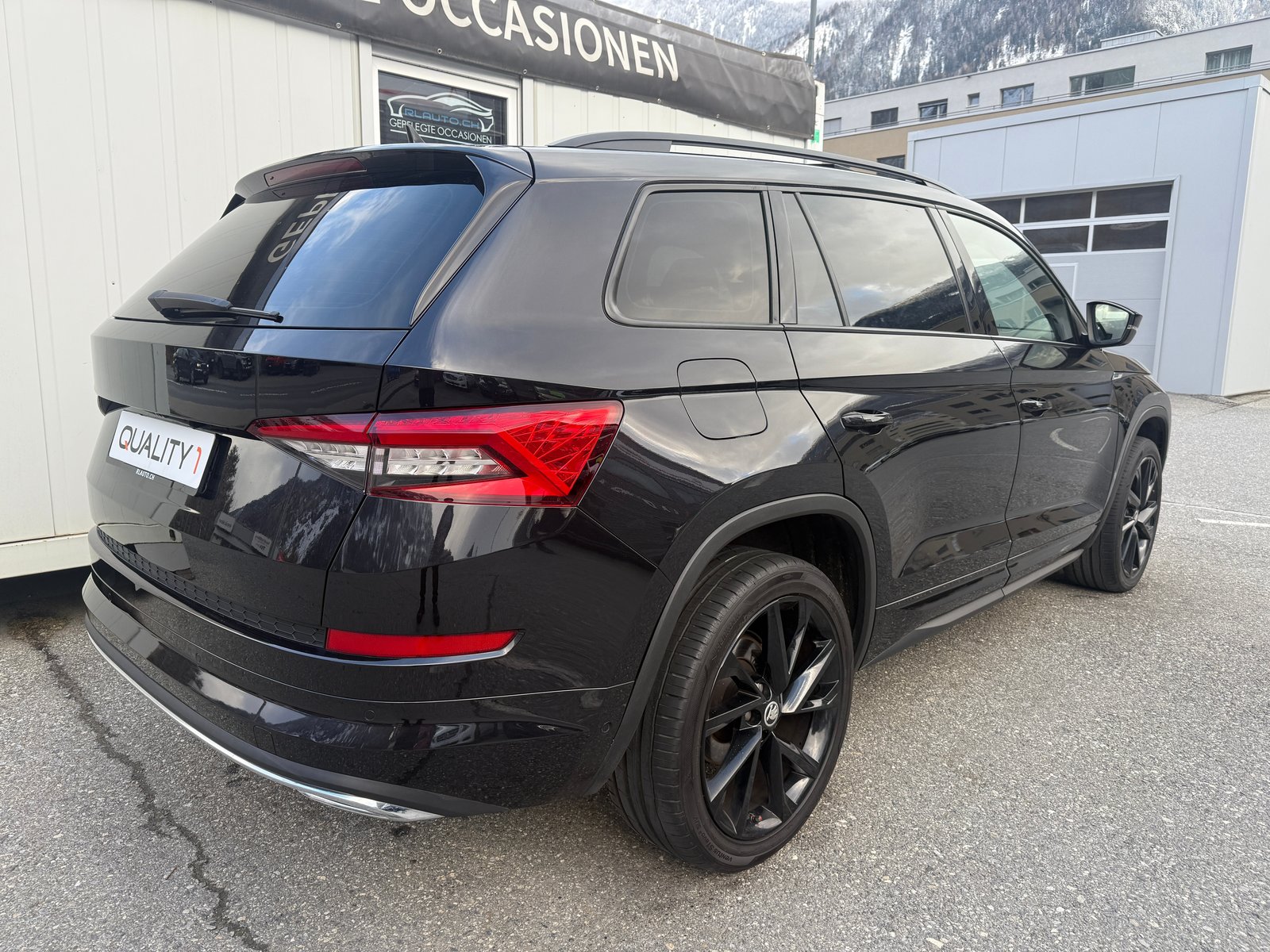 SKODA Kodiaq 2.0 TDI SCR SportLine 4x4 DSG *CH-Fahrzueg**Panorama*, Diesel, Second hand / Used, Automatic - 4