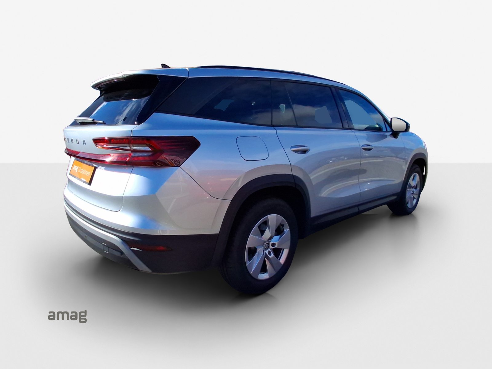 SKODA Kodiaq Selection, Petrol, Second hand / Used, Automatic - 5