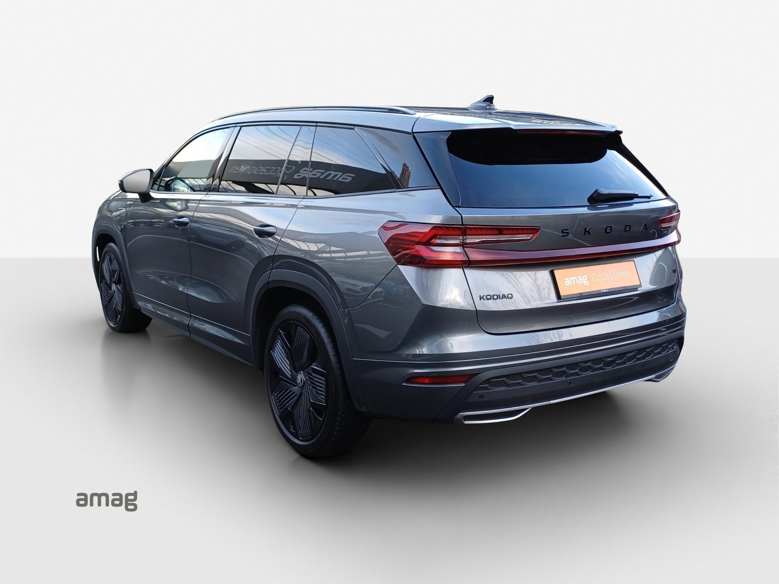 SKODA Kodiaq iV Sportline, Voll-Hybrid Benzin/Elektro, Occasion / Gebraucht, Automatik - 3