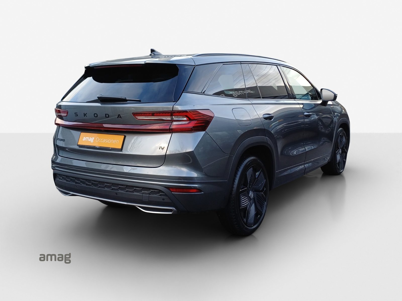 SKODA Kodiaq iV Sportline, Voll-Hybrid Benzin/Elektro, Occasion / Gebraucht, Automatik - 6